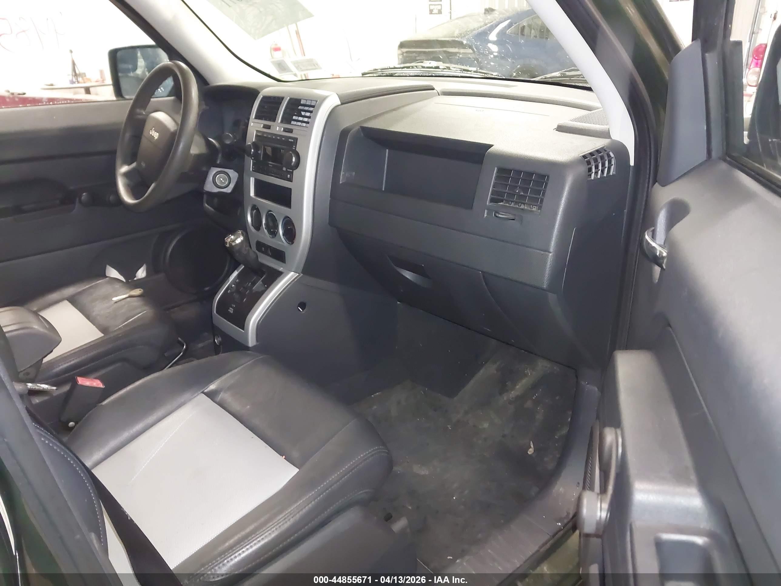 JEEP PATRIOT image 5