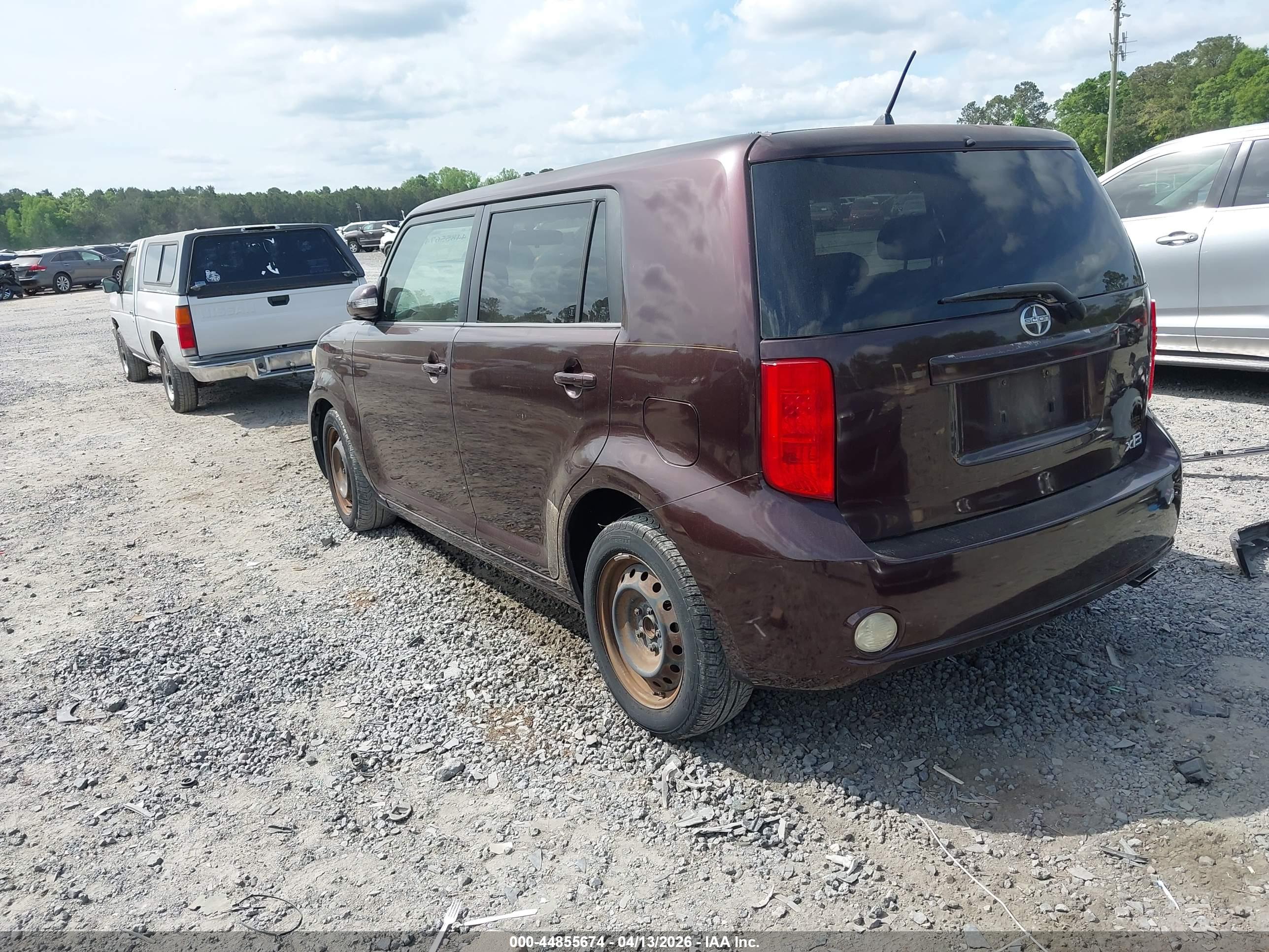 SCION XB image 3