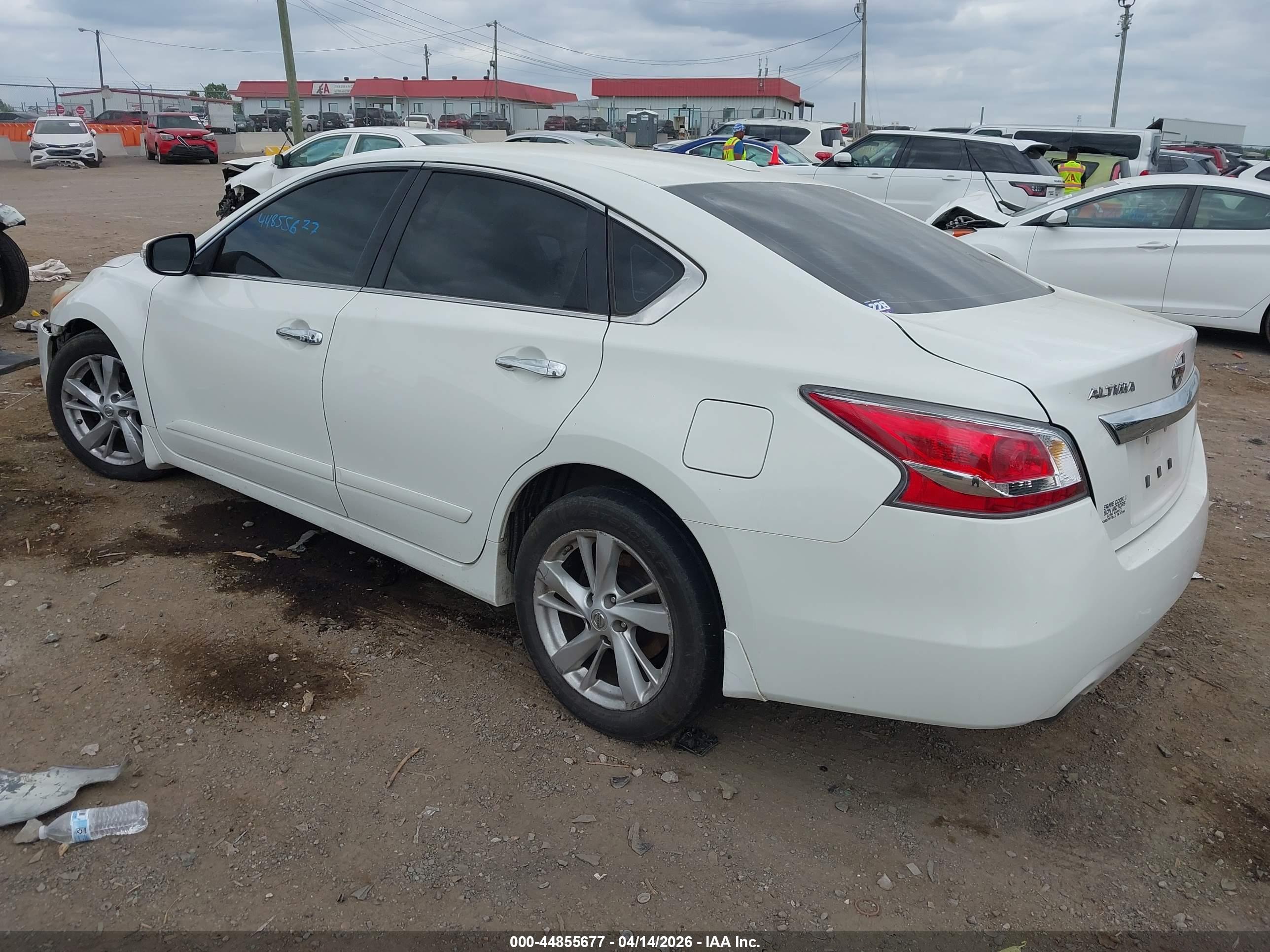 NISSAN ALTIMA image 3
