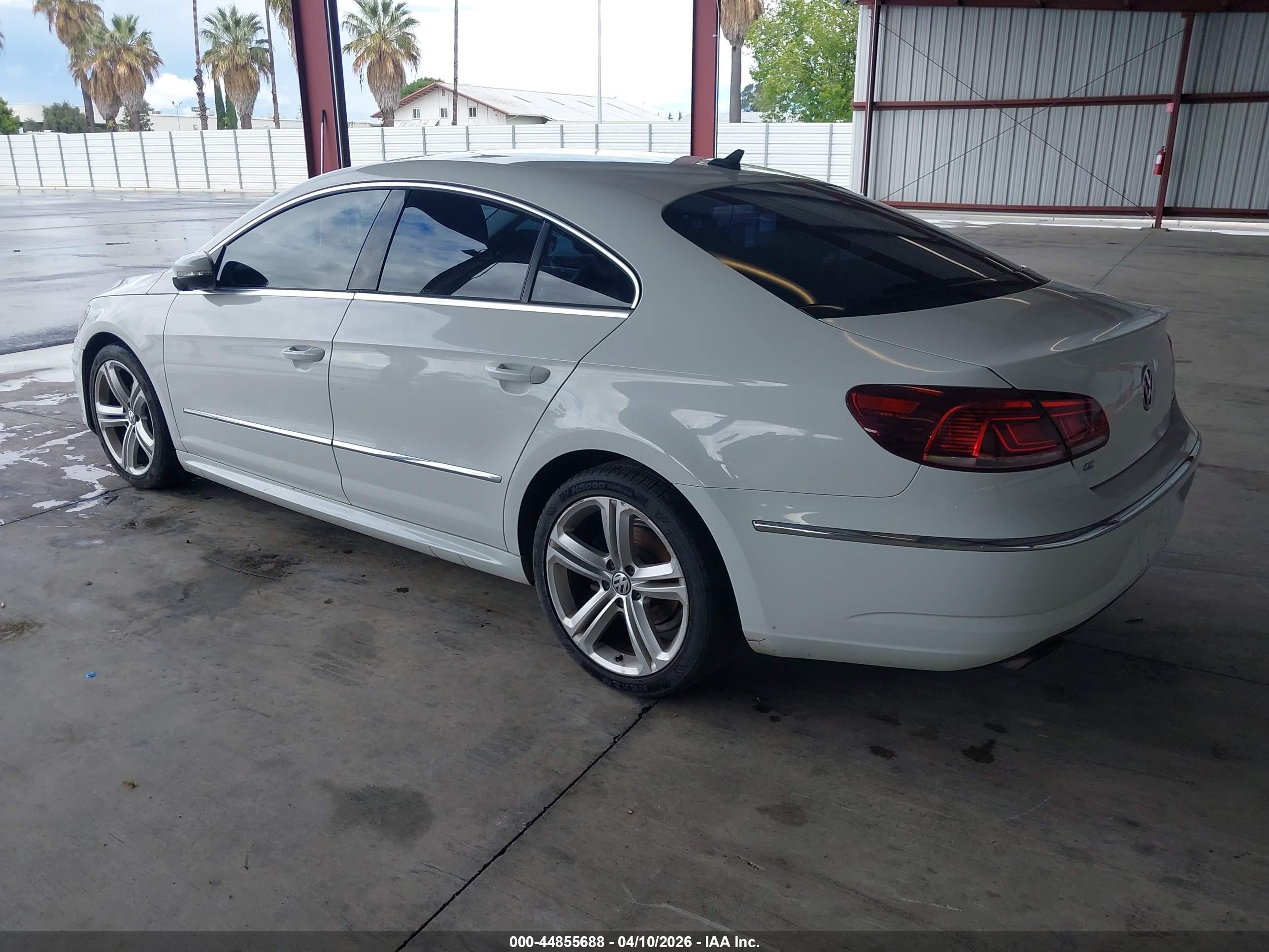 VOLKSWAGEN CC image 3