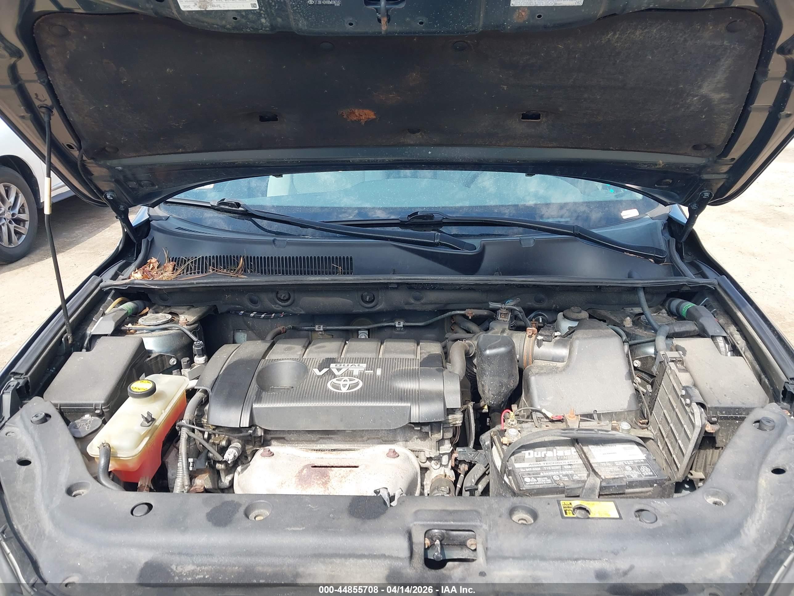 TOYOTA RAV4 image 10