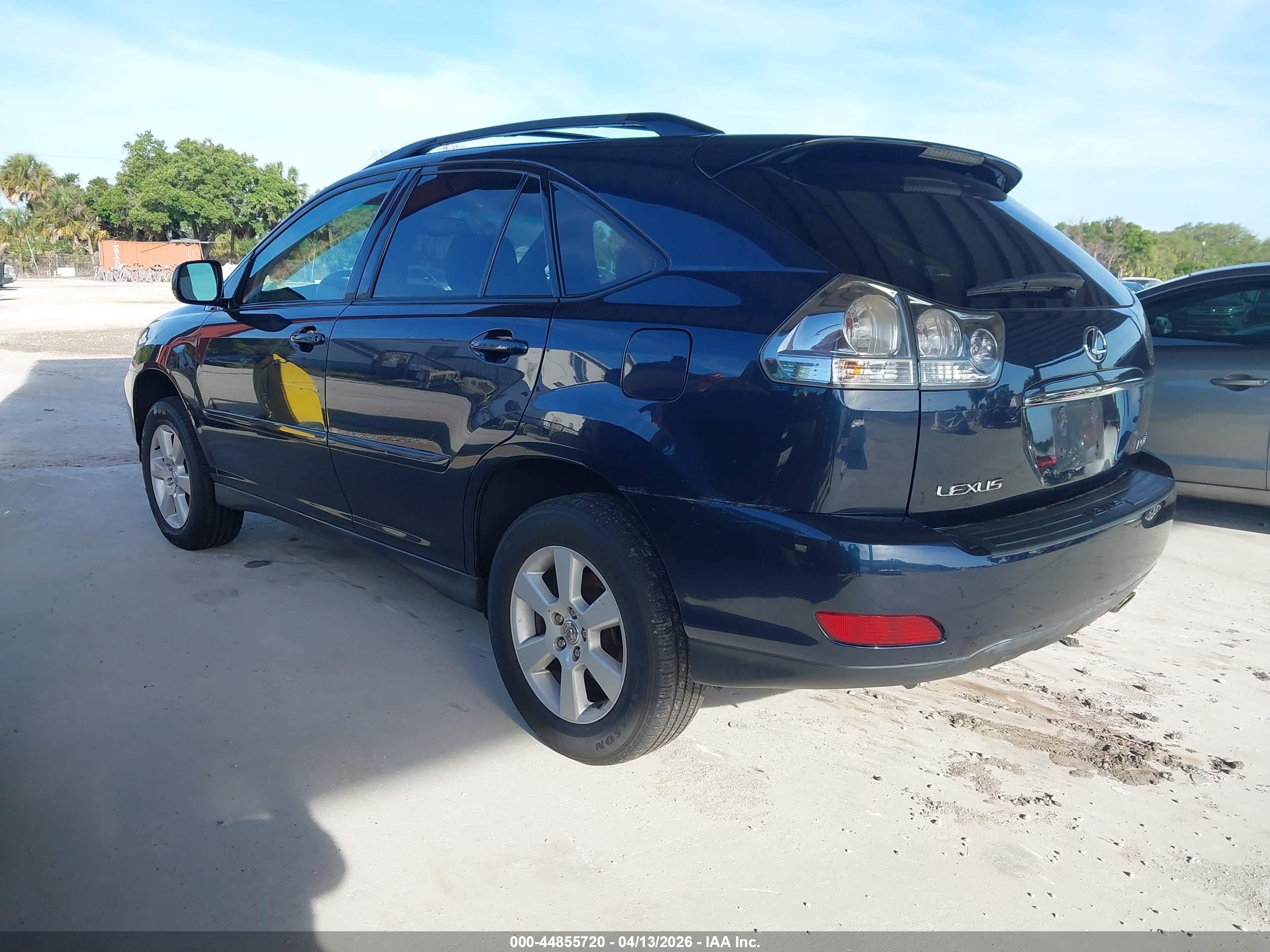 LEXUS RX image 3