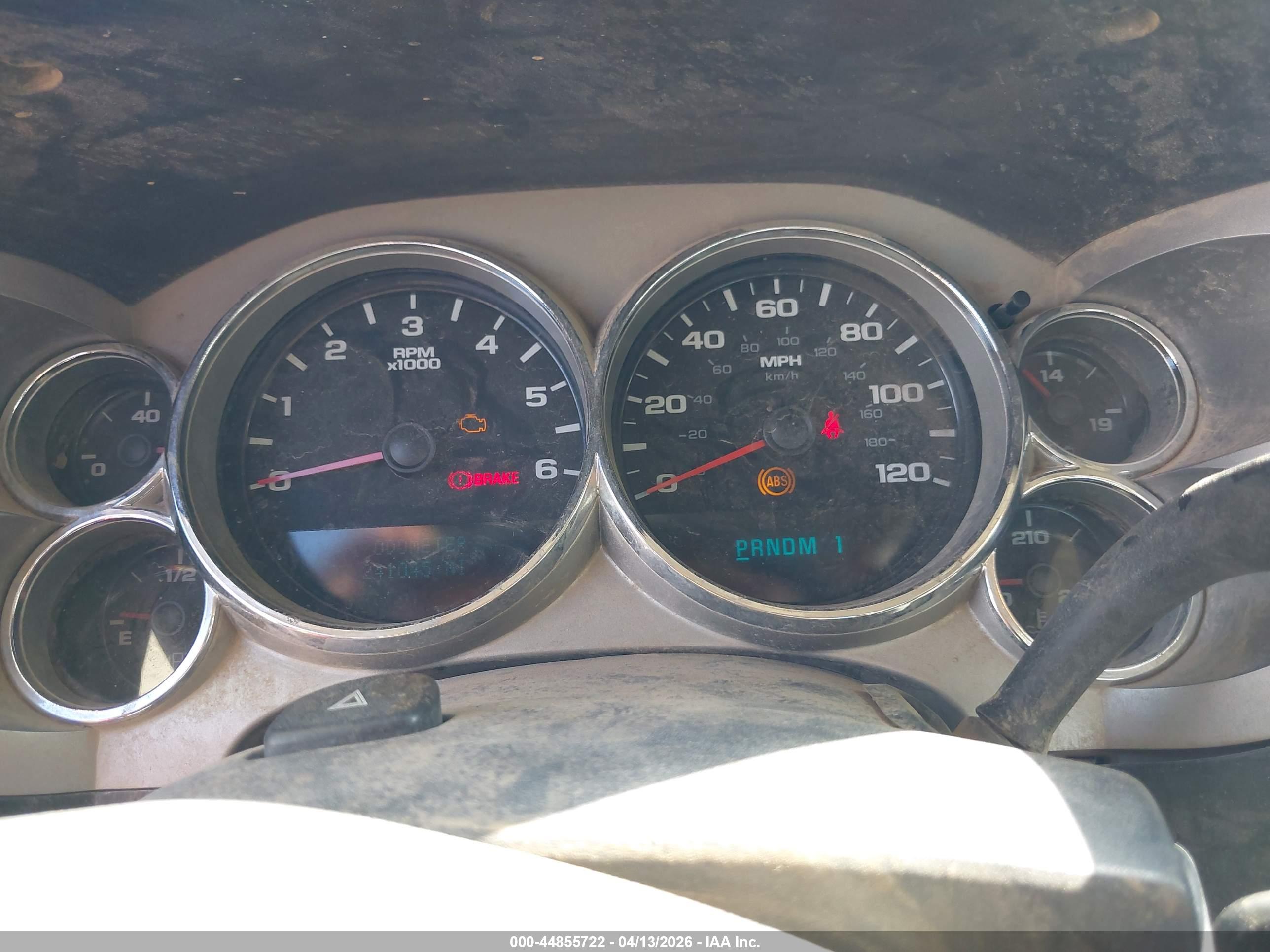 CHEVROLET SILVERADO image 7
