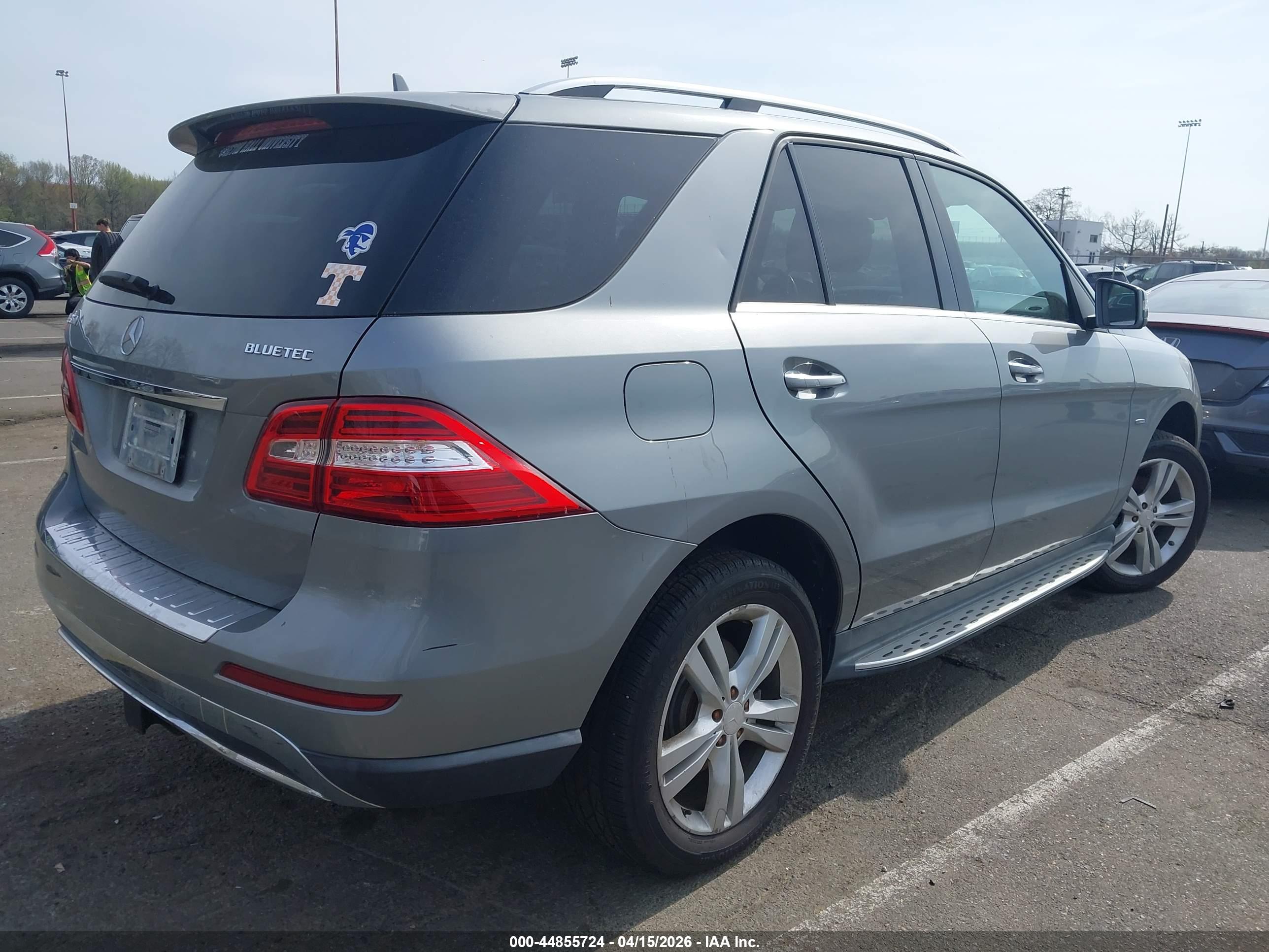 MERCEDES-BENZ ML image 4