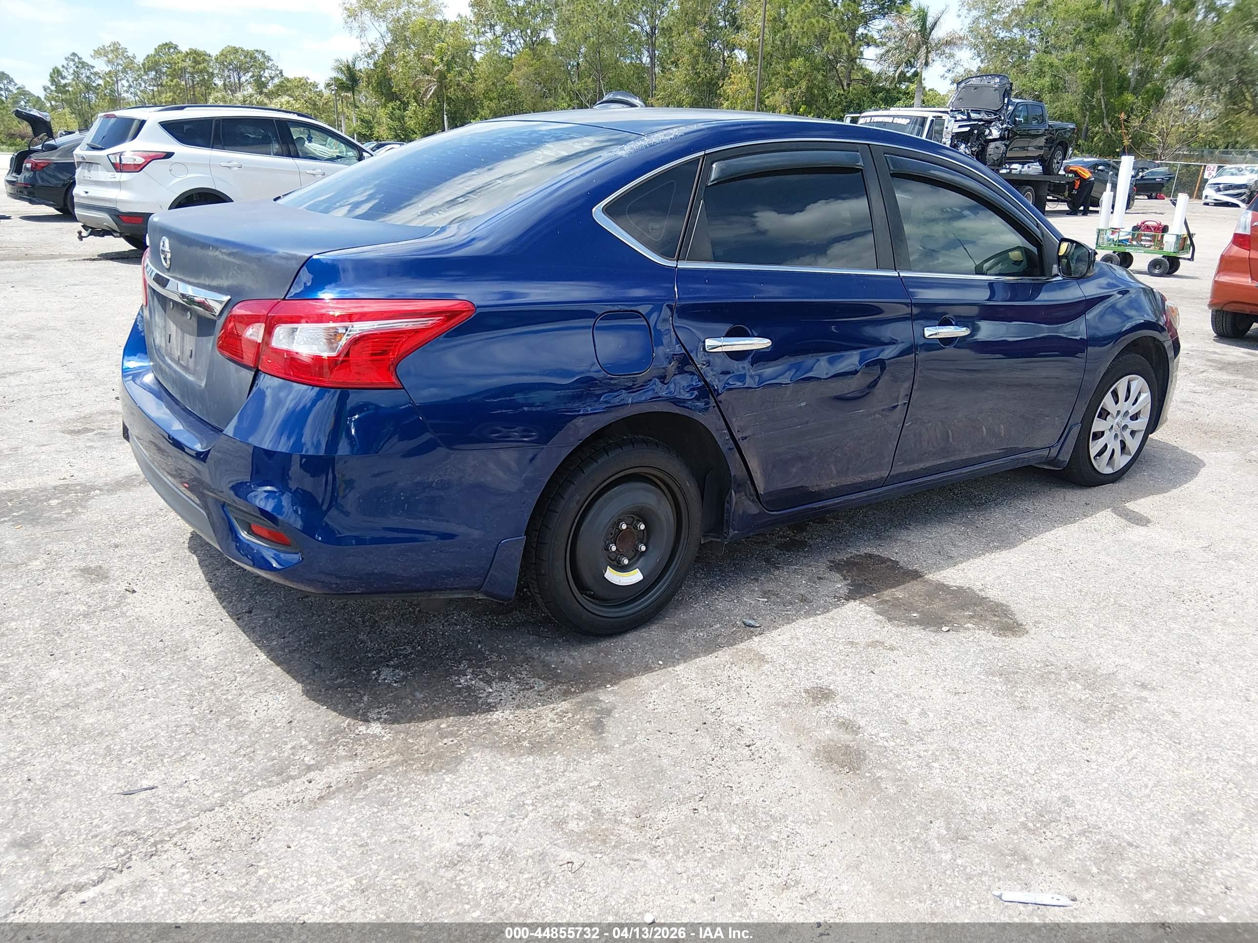 NISSAN SENTRA image 4
