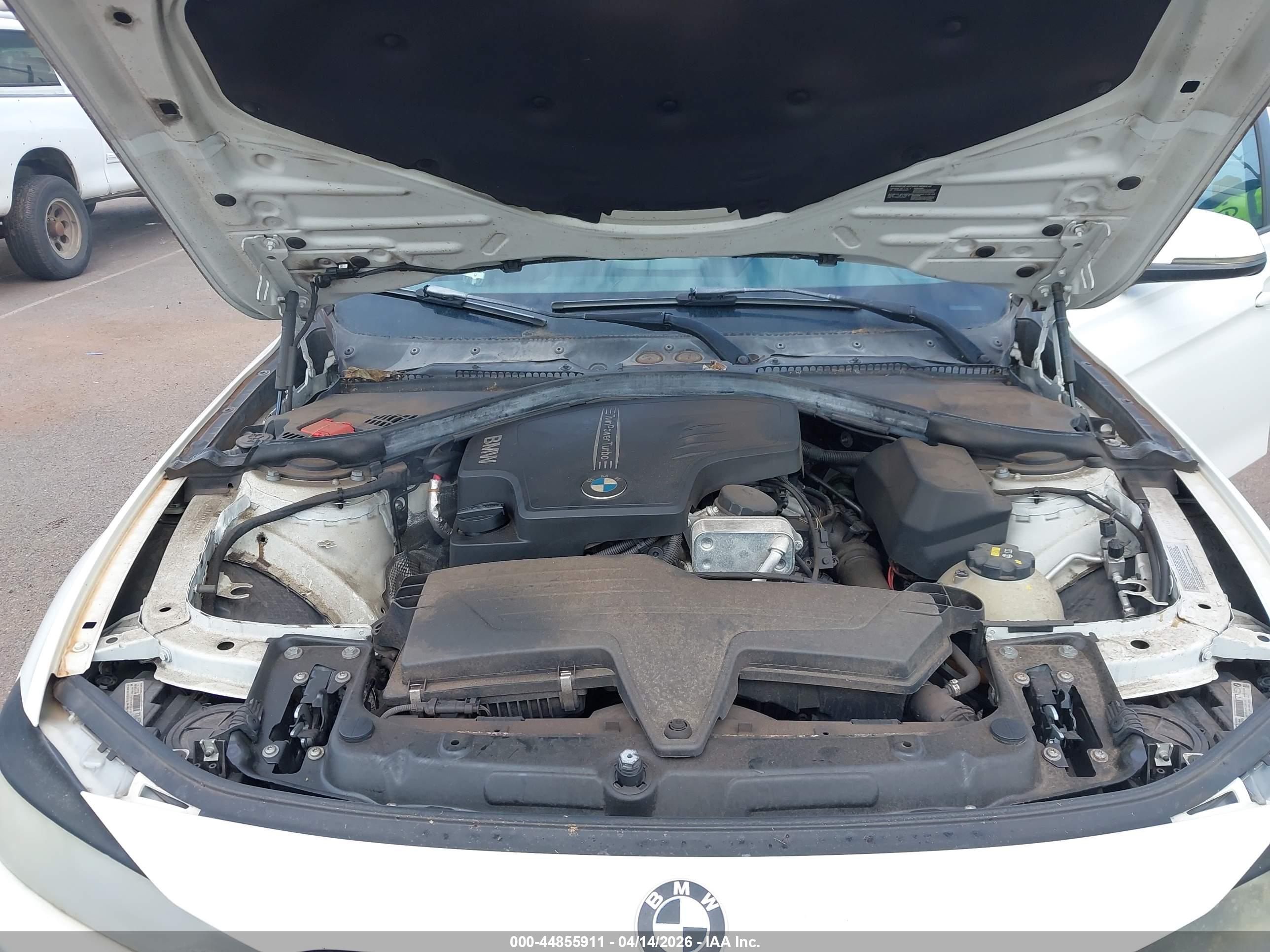 BMW 328I image 10