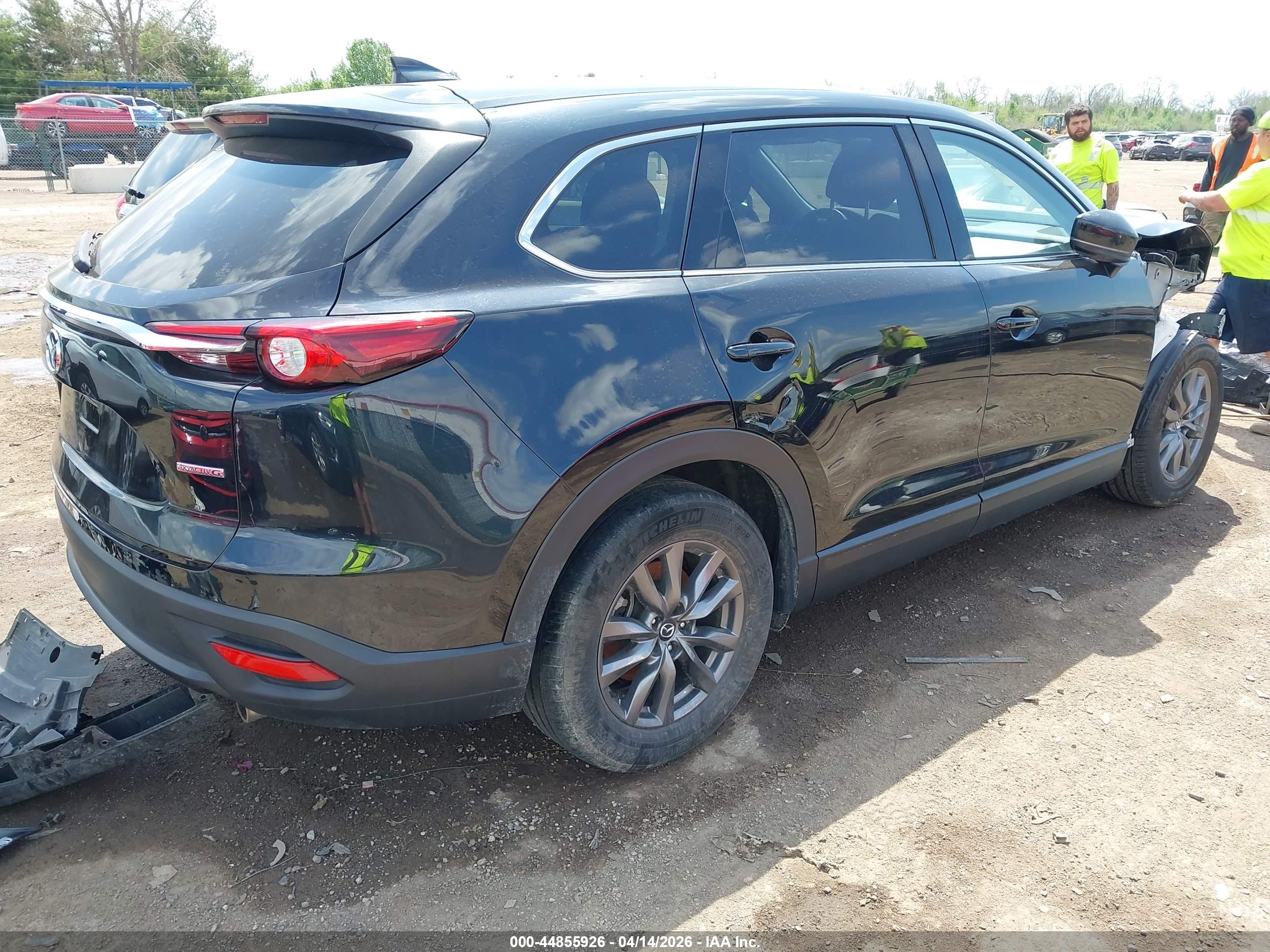 MAZDA CX-9 image 4