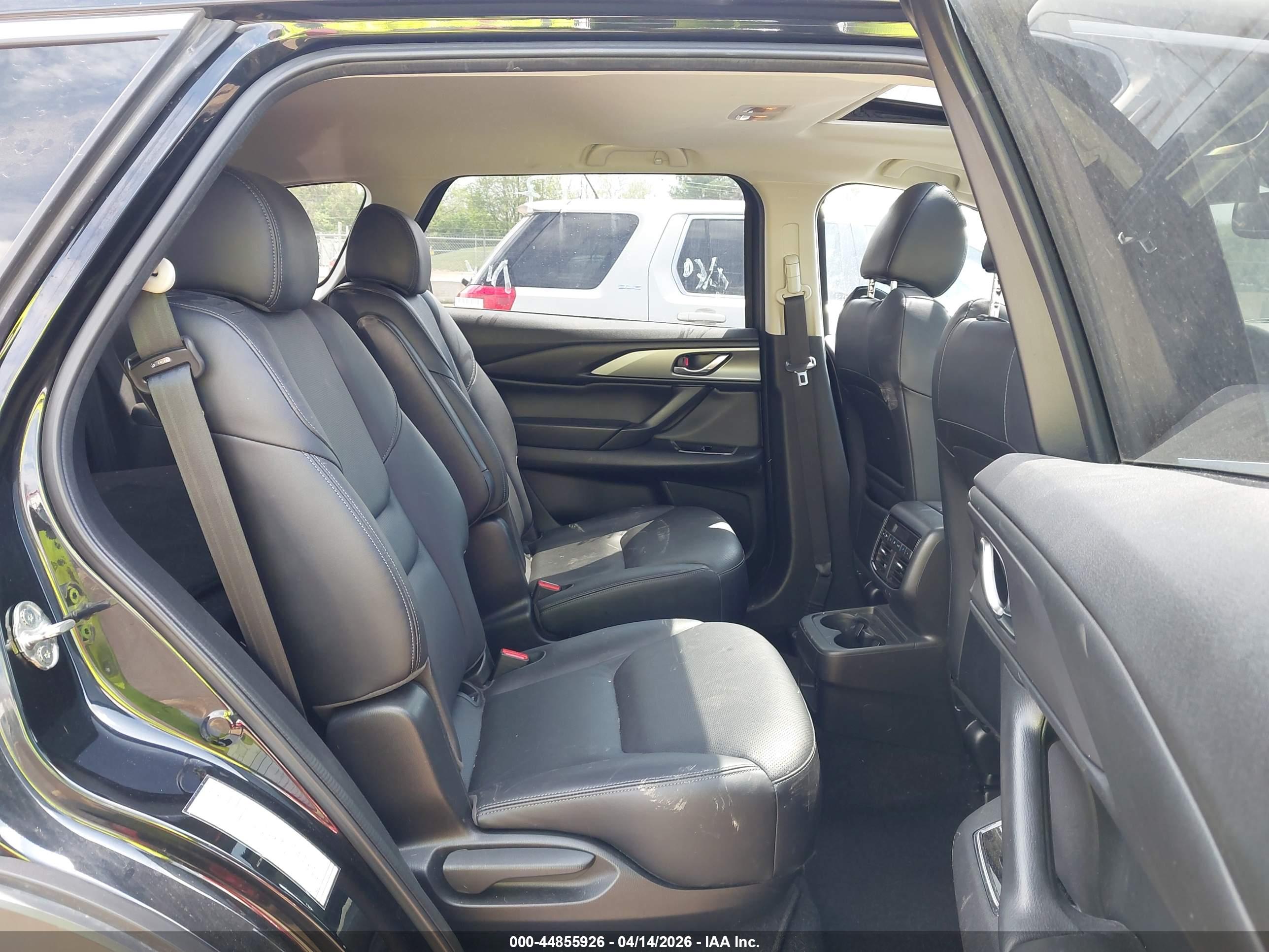MAZDA CX-9 image 8