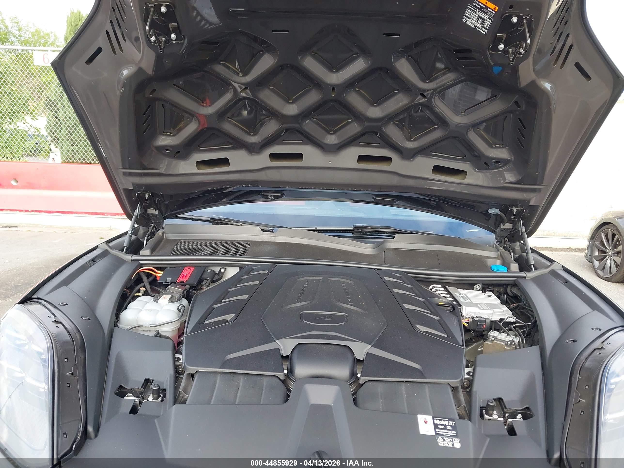PORSCHE CAYENNE image 10