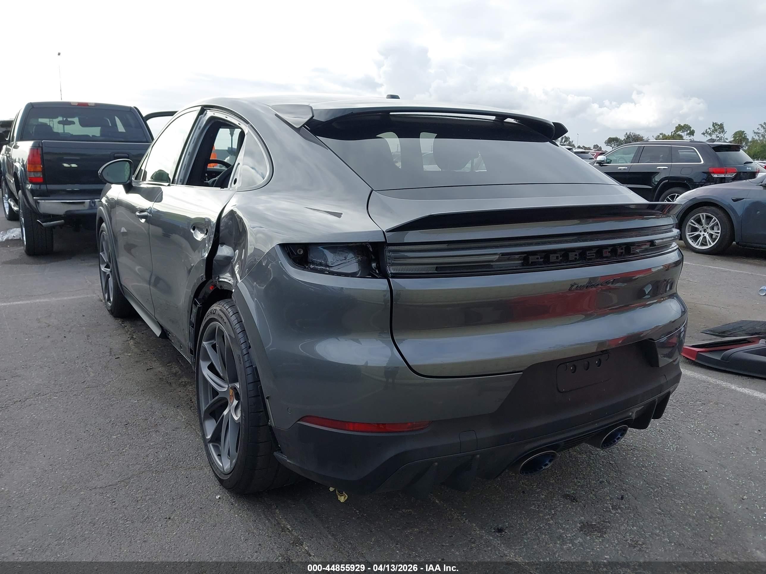 PORSCHE CAYENNE image 3