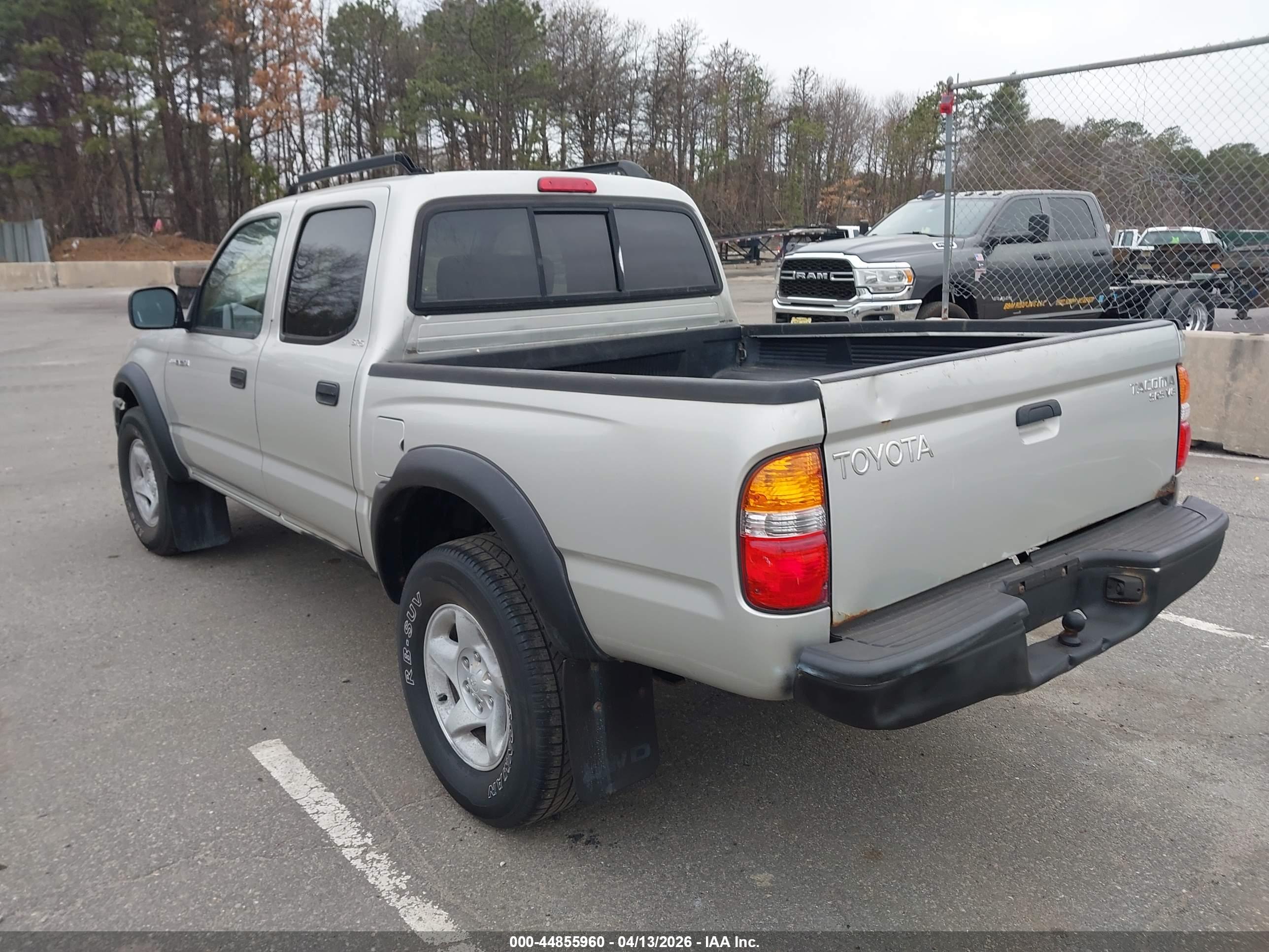 TOYOTA TACOMA image 3