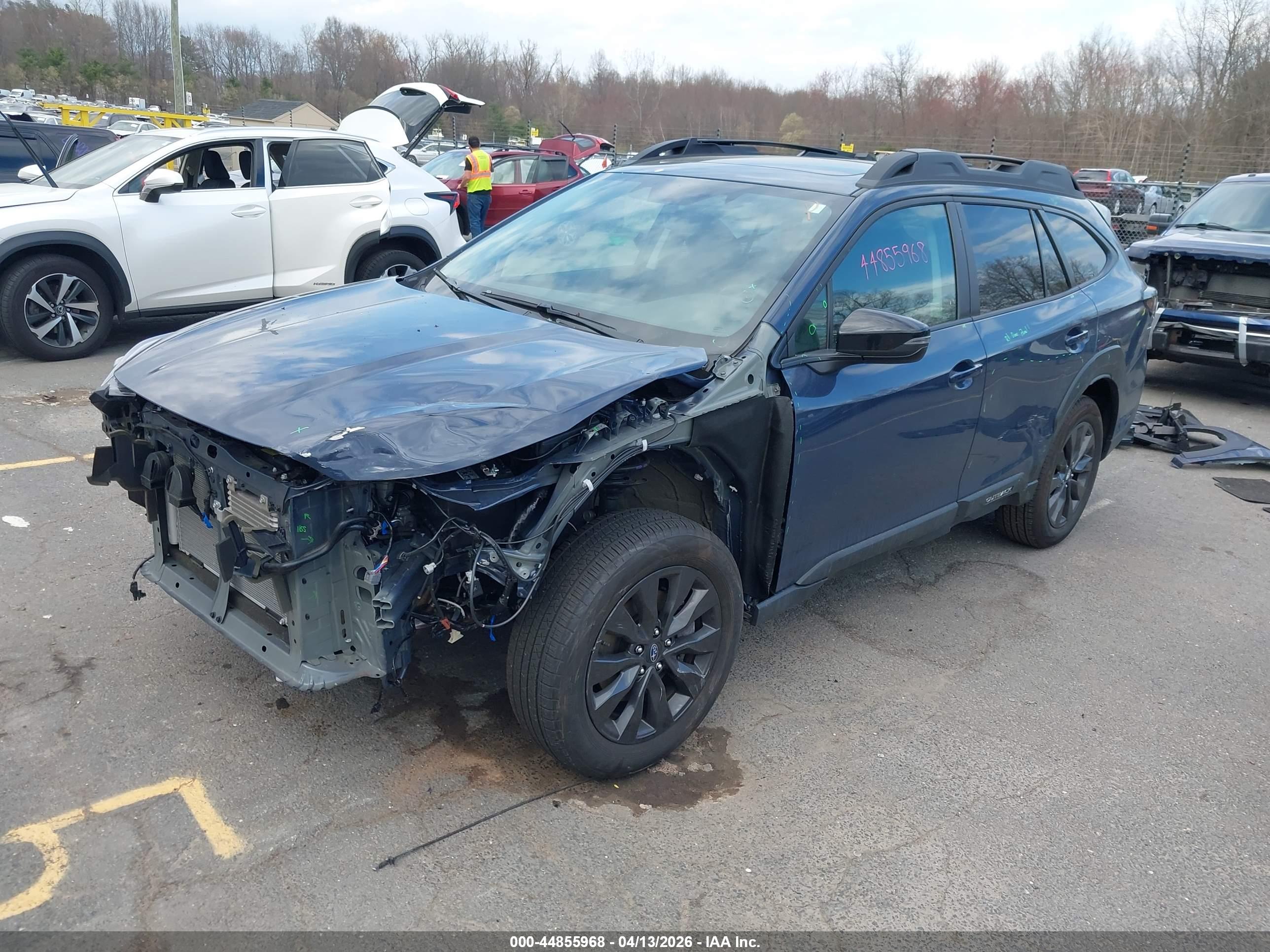 SUBARU OUTBACK image 2