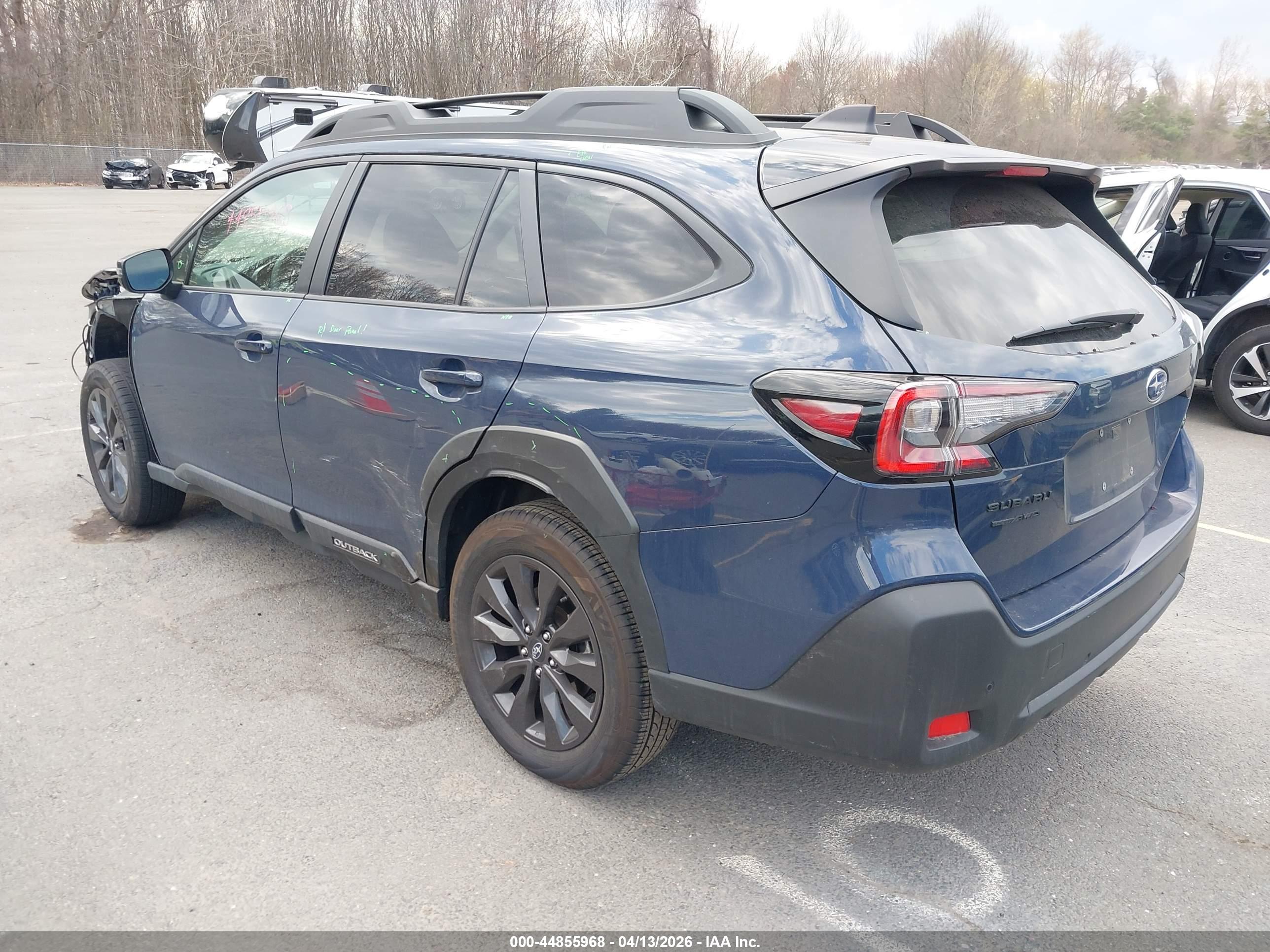 SUBARU OUTBACK image 3