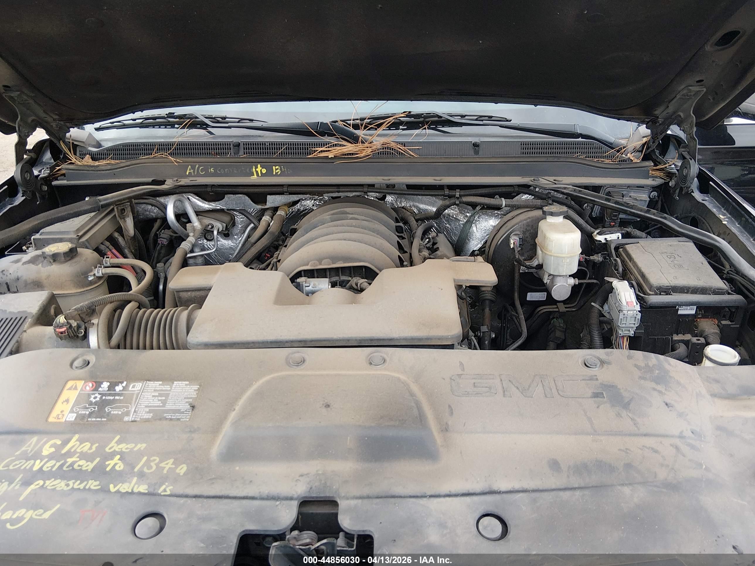 GMC YUKON image 10