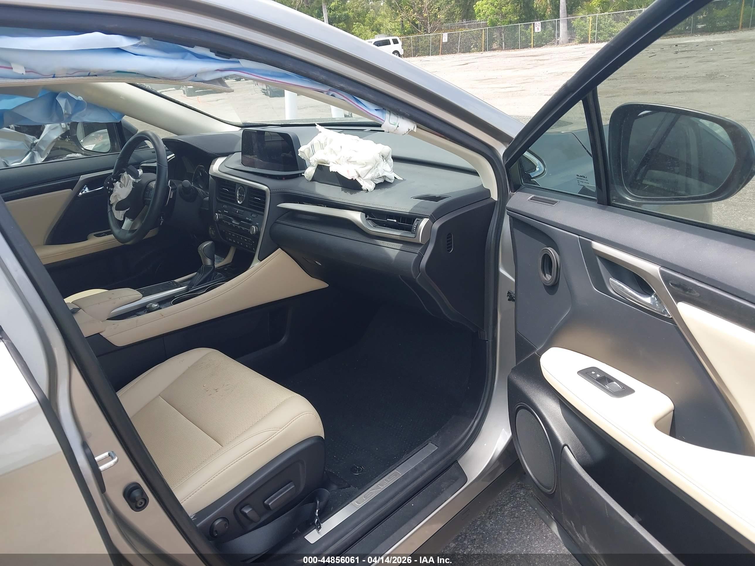 LEXUS RX image 5
