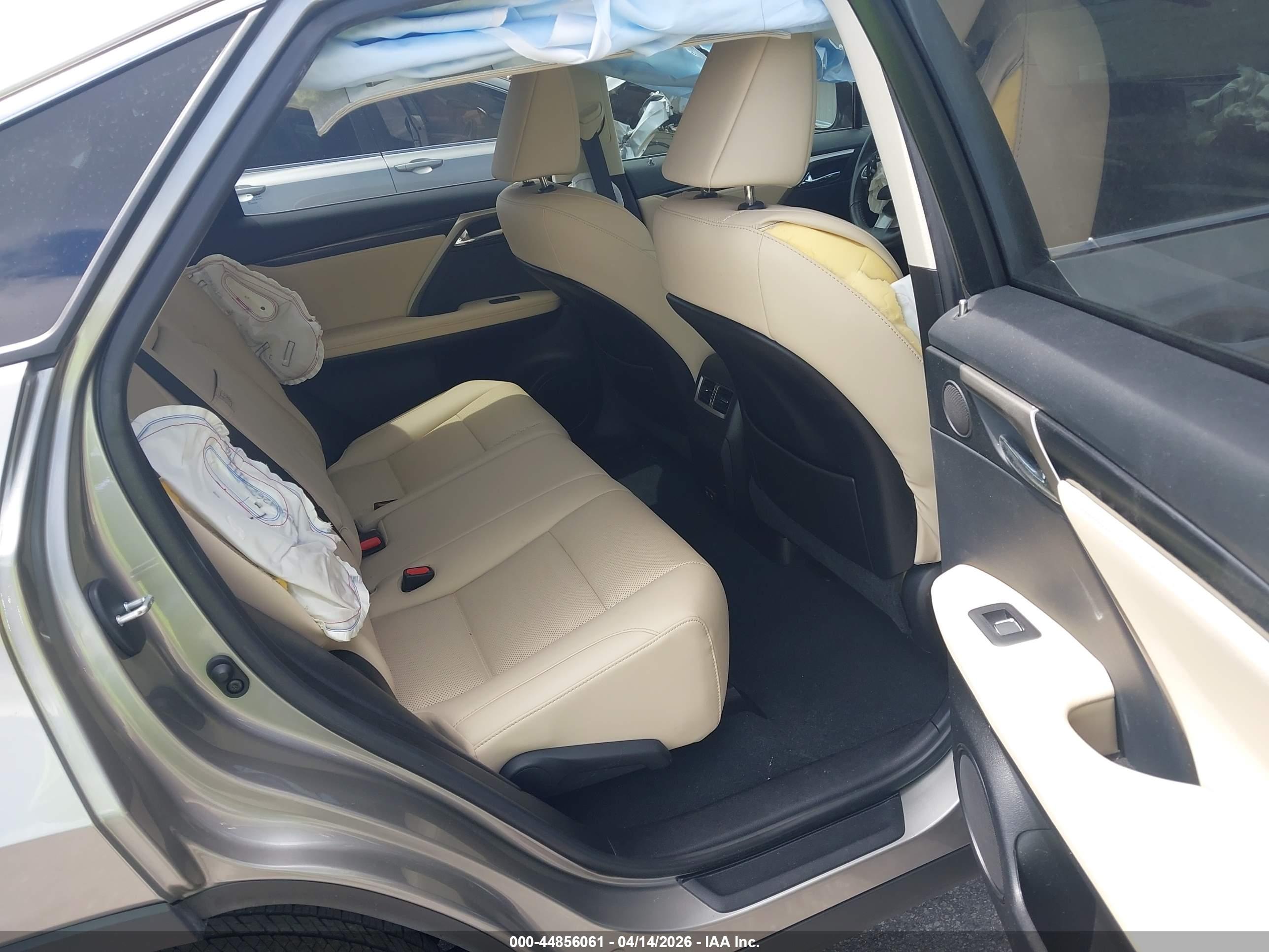 LEXUS RX image 8