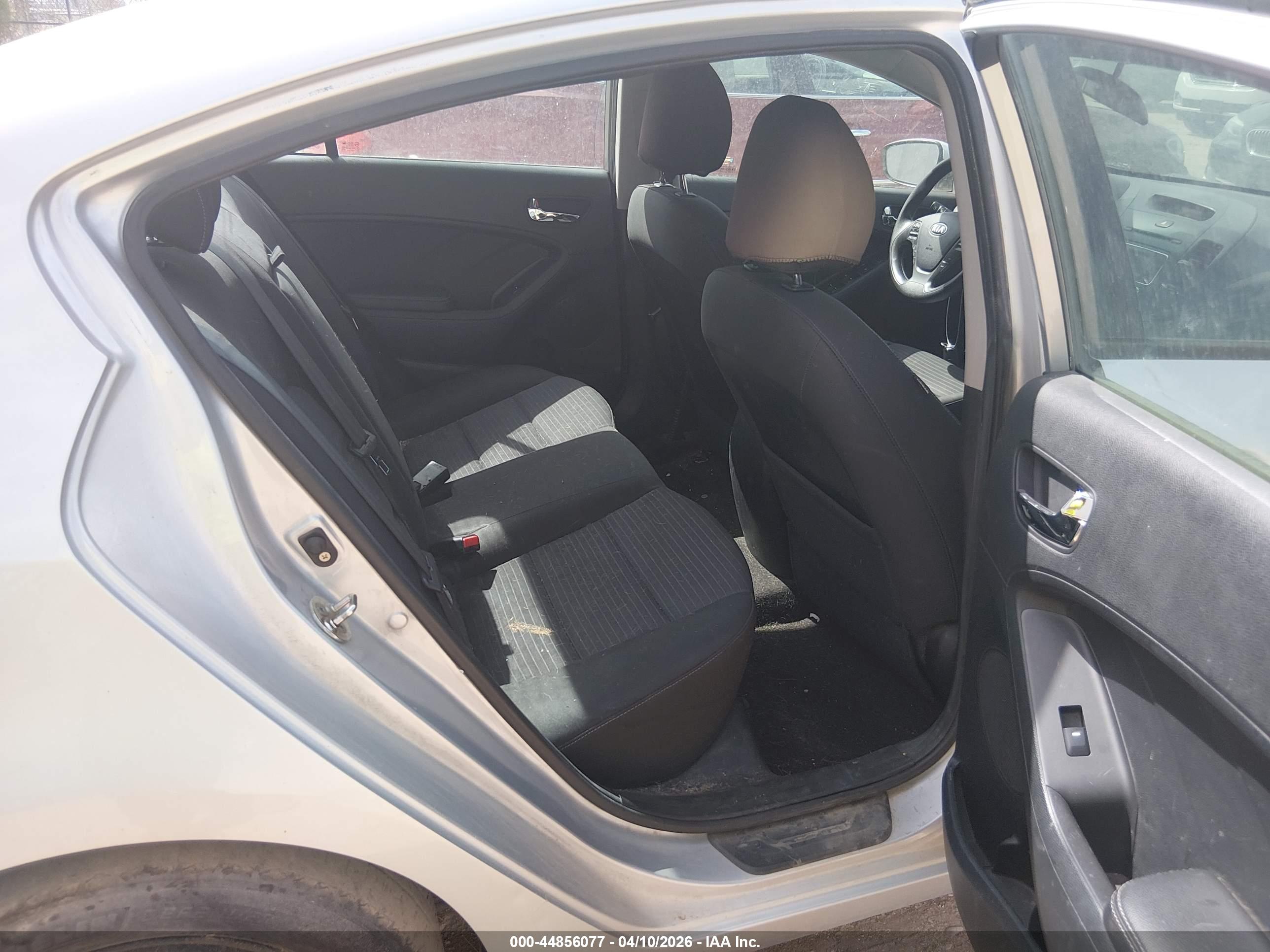 KIA FORTE image 8