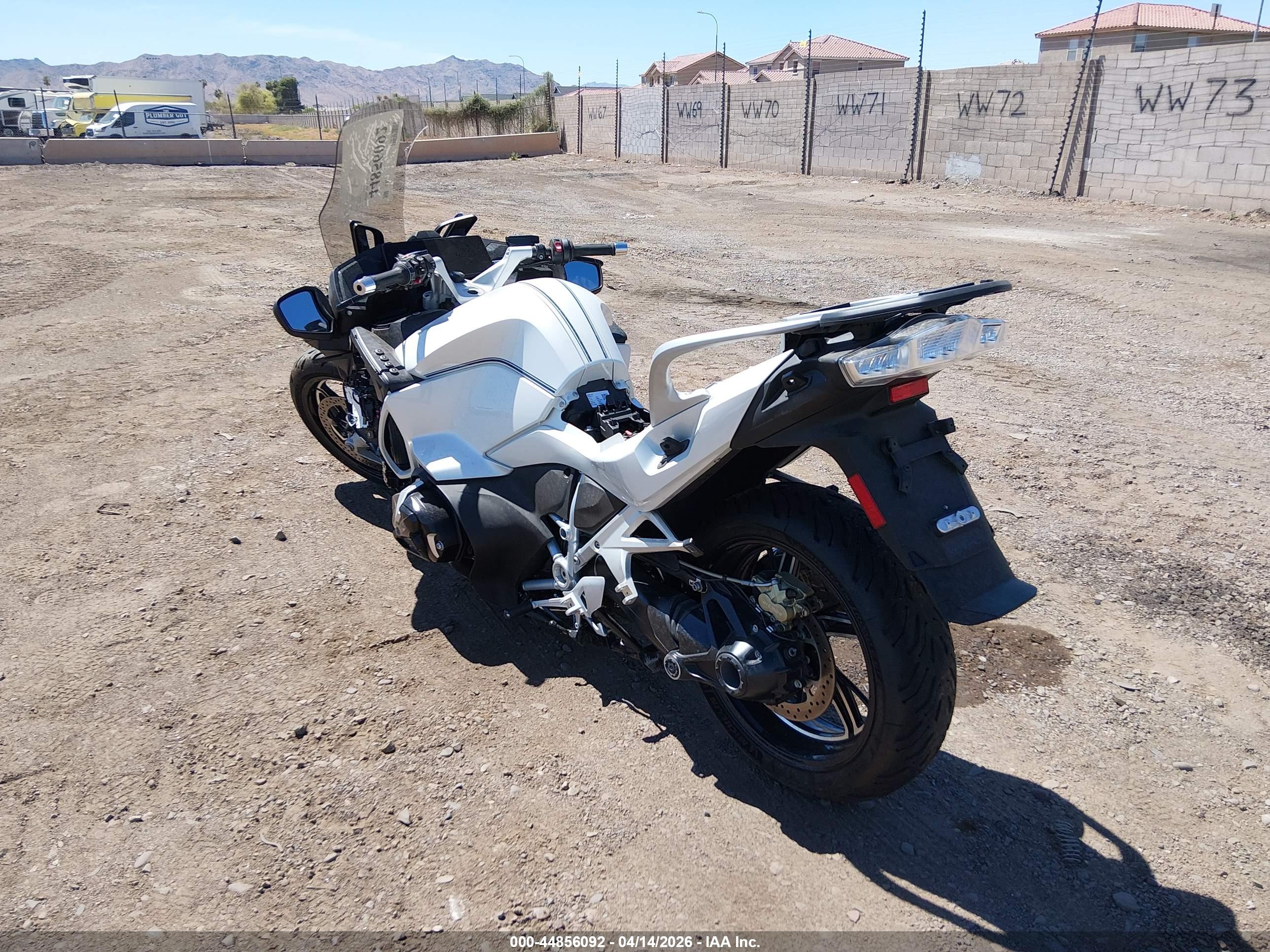 BMW R image 3