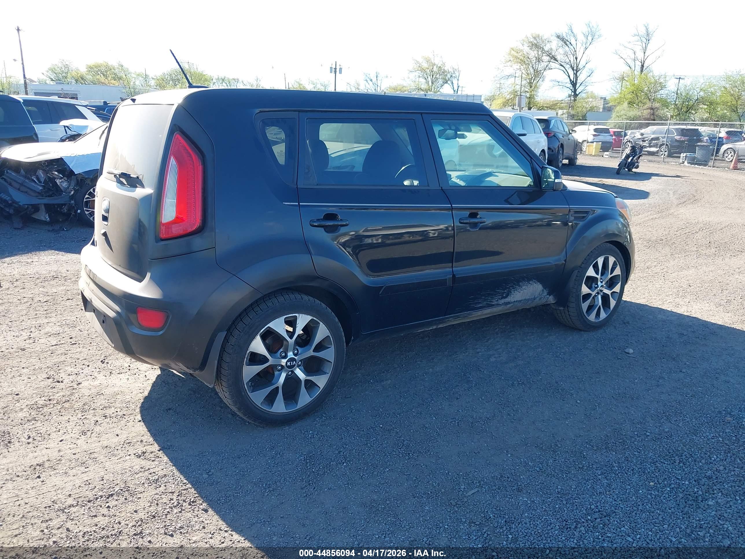 KIA SOUL image 4