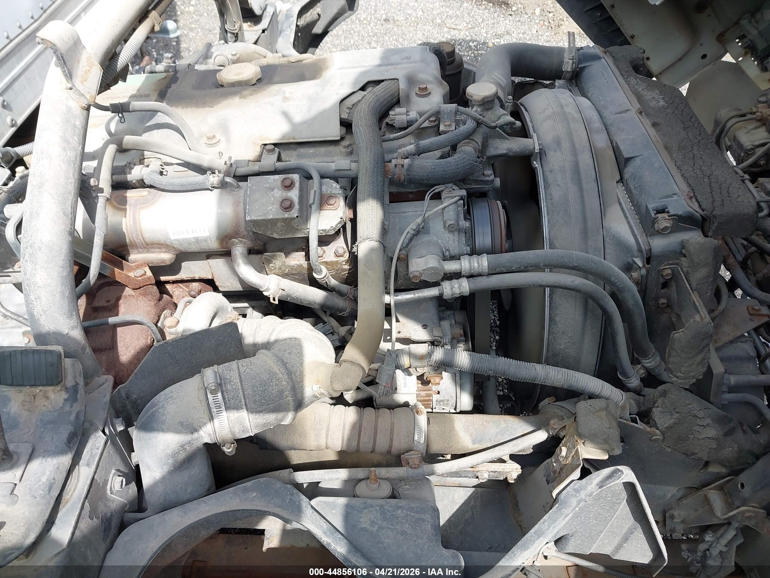MITSUBISHI FUSO image 10