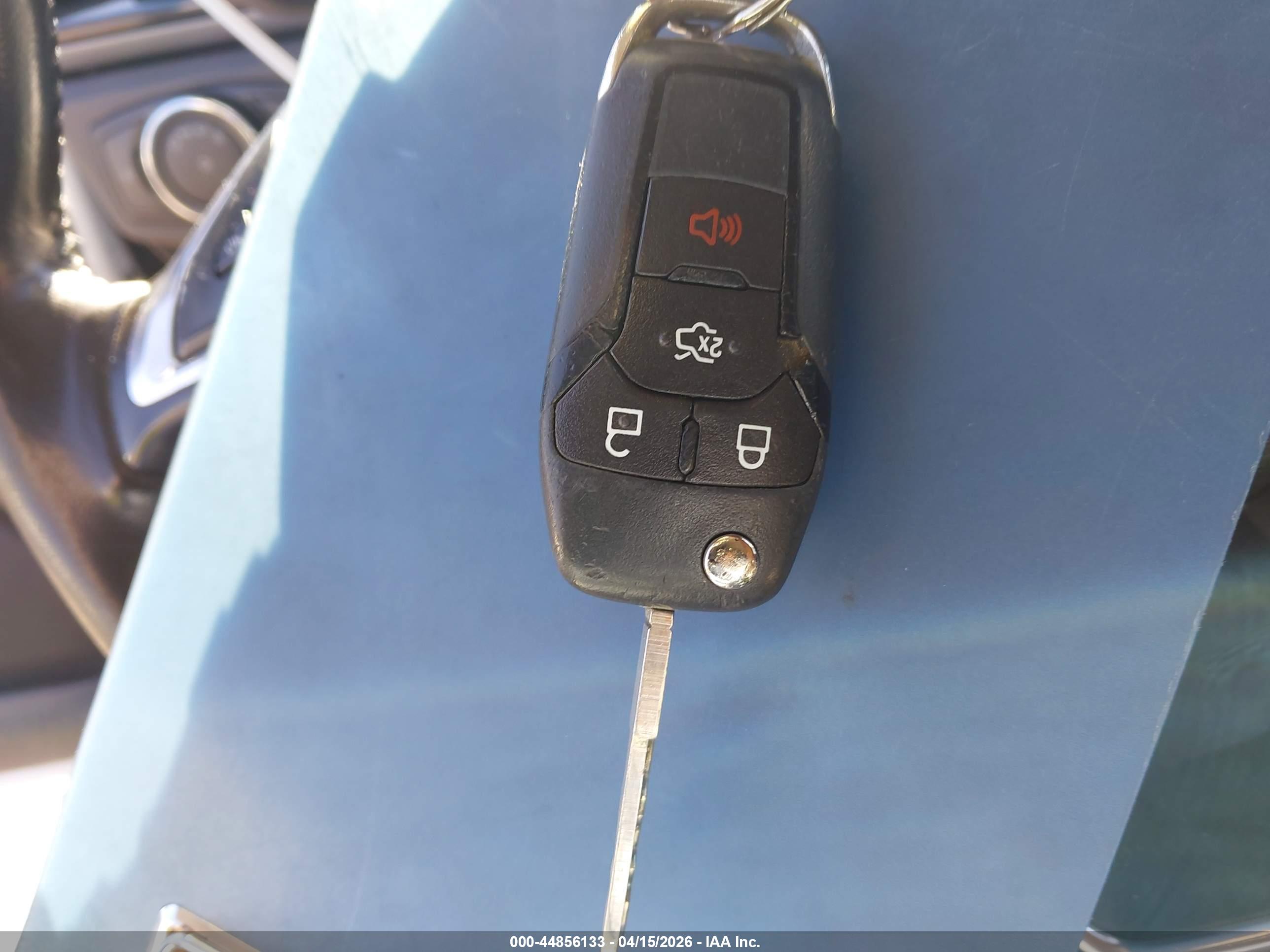 FORD FUSION image 11