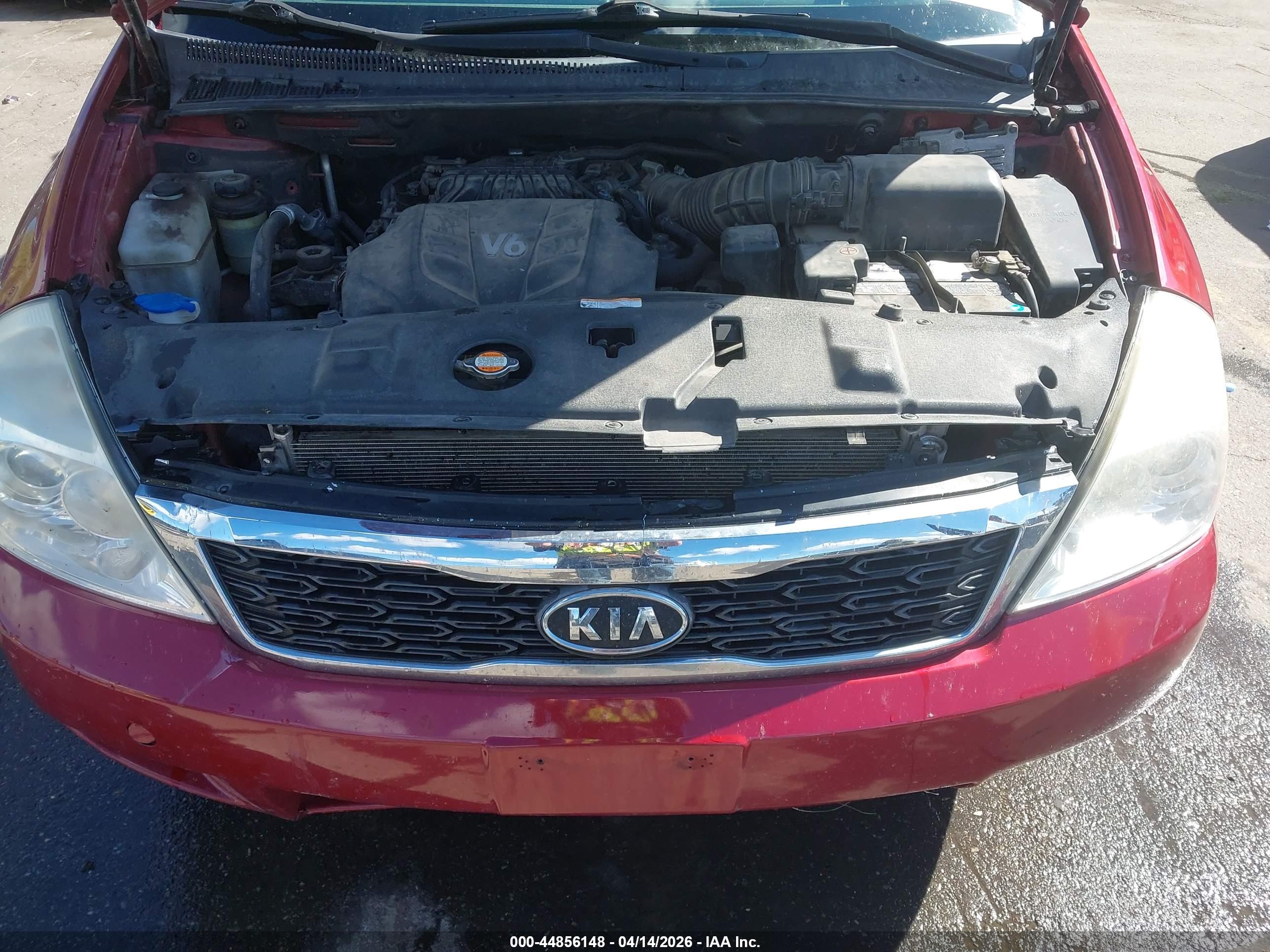 KIA SEDONA image 10