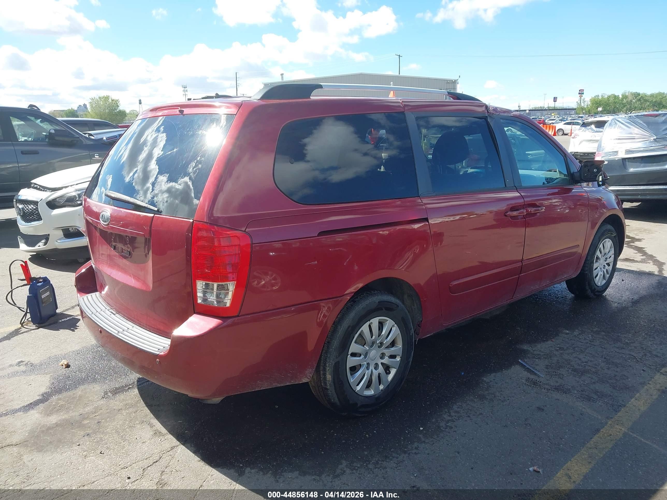 KIA SEDONA image 4