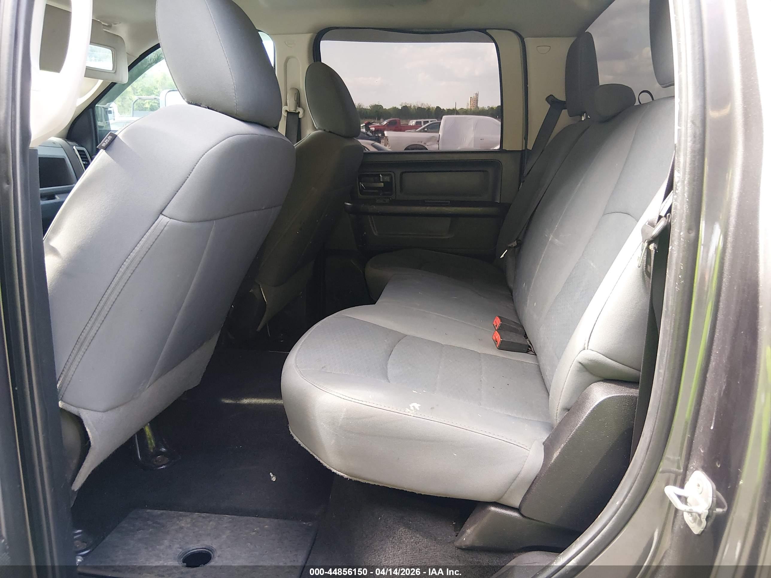 RAM 2500 image 8