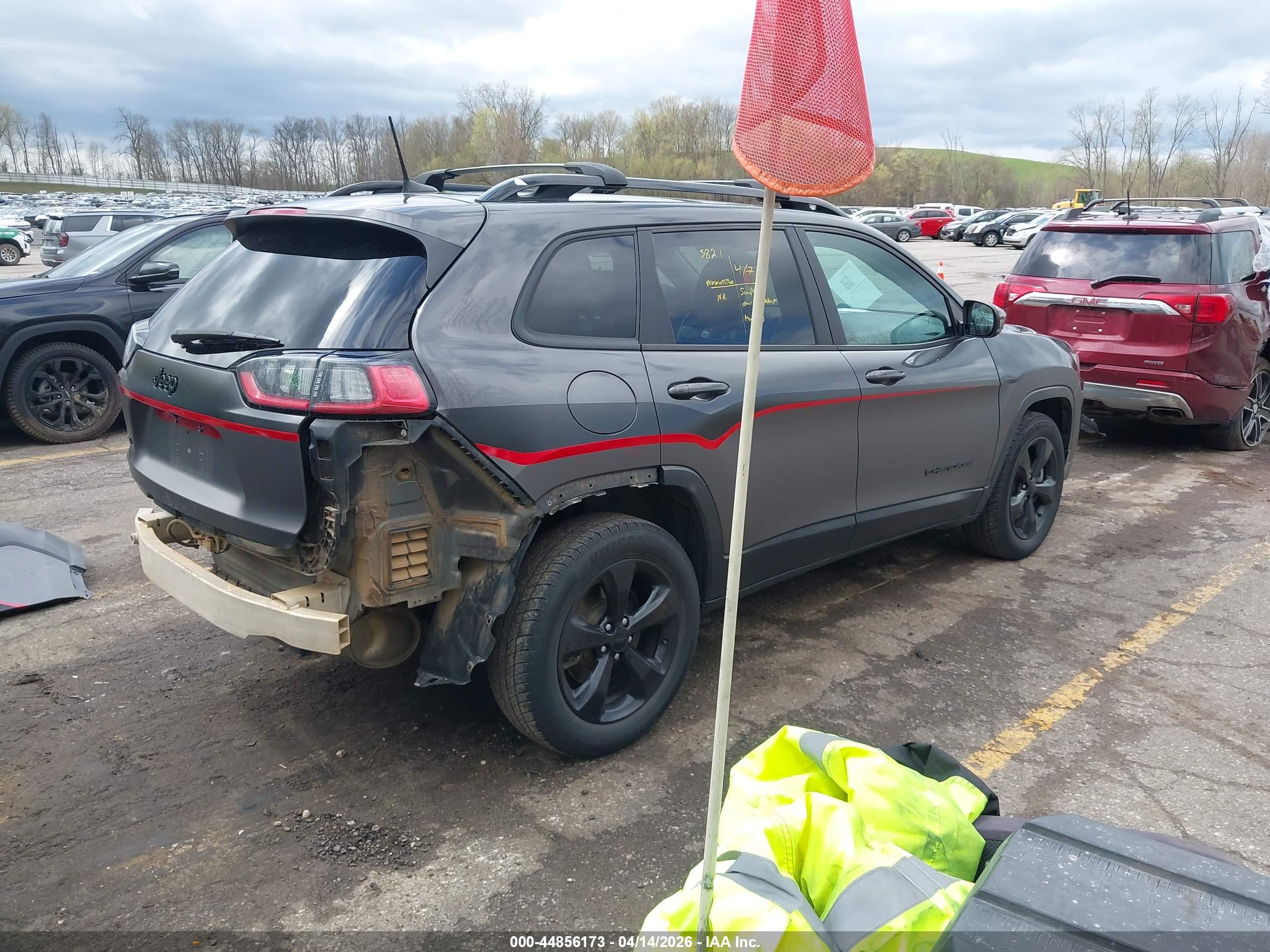JEEP CHEROKEE image 4