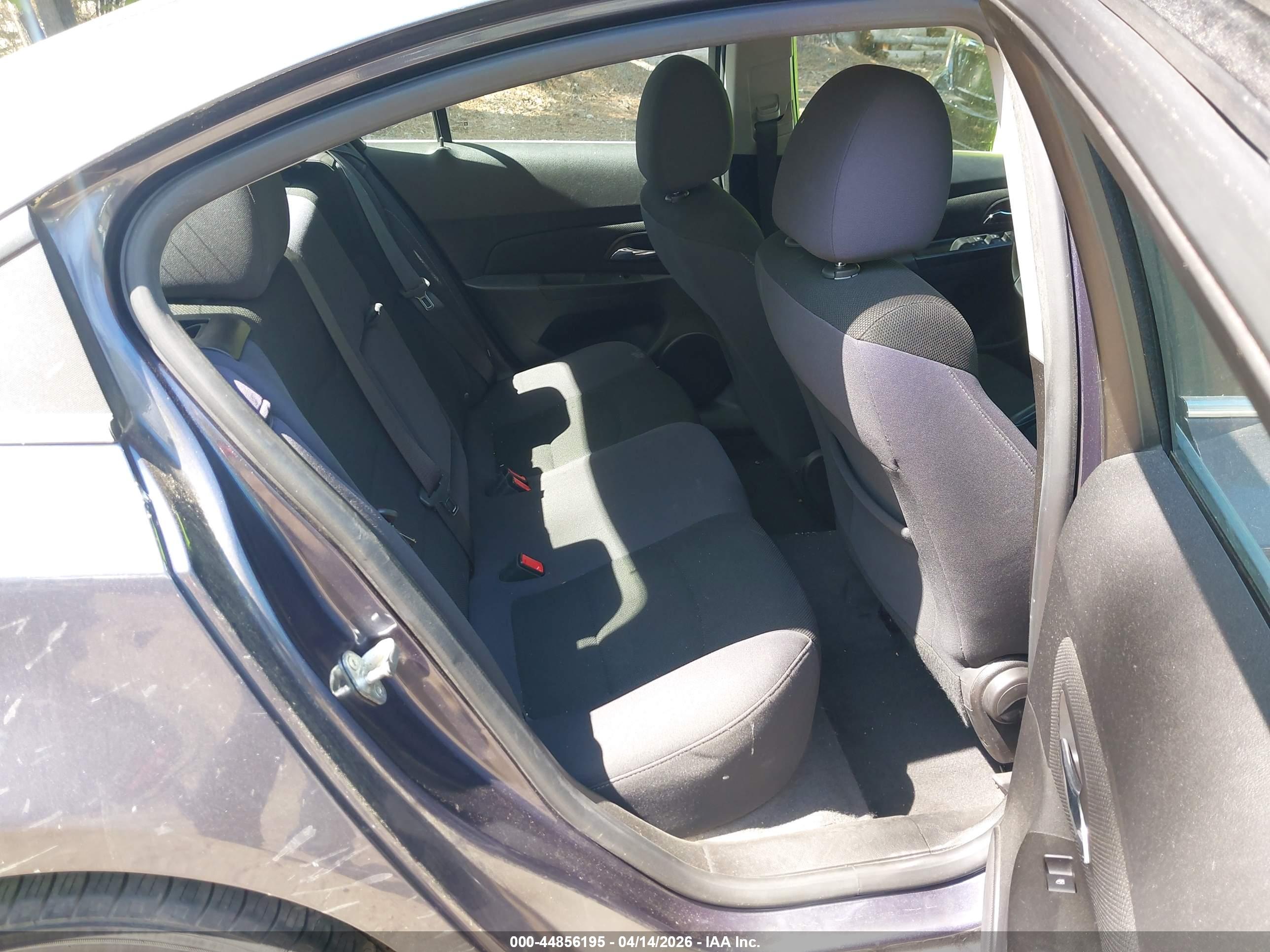 CHEVROLET CRUZE image 8