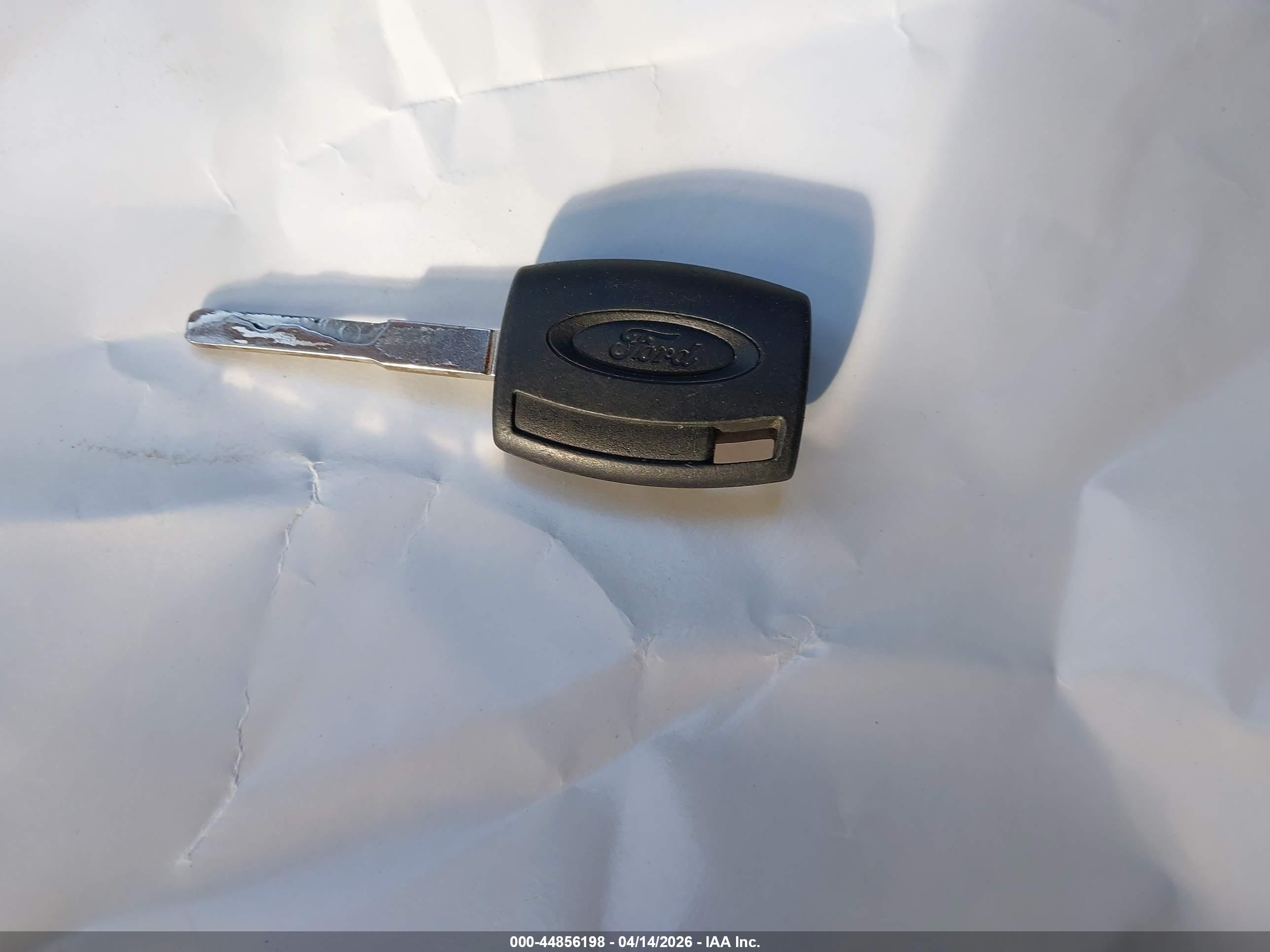 FORD FIESTA image 11