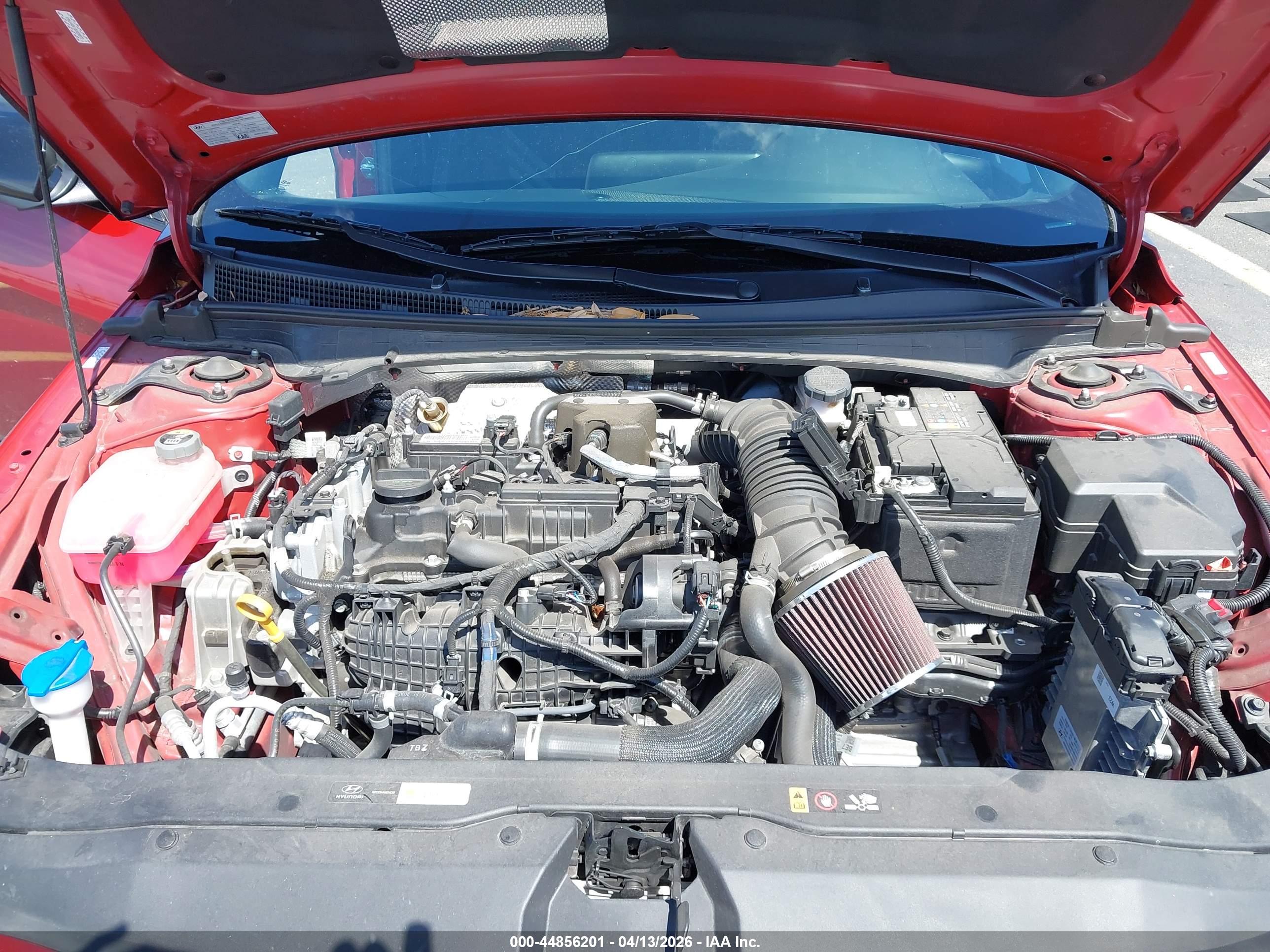 HYUNDAI ELANTRA image 10