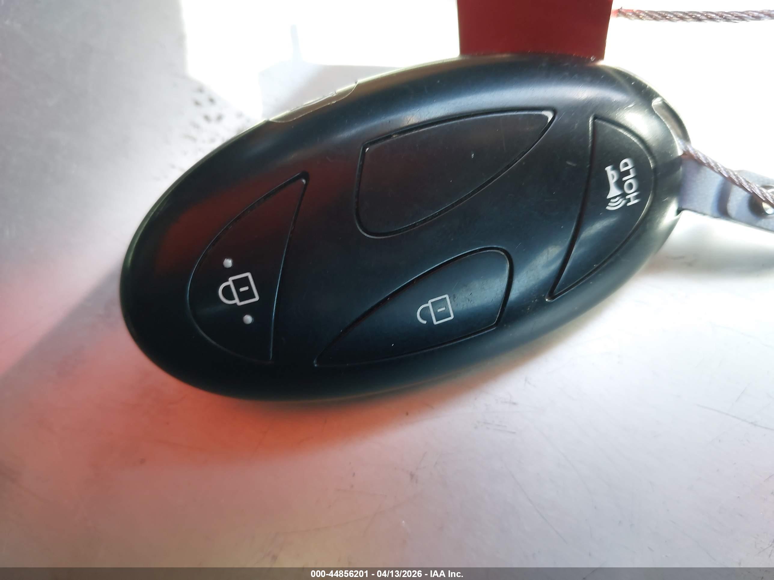 HYUNDAI ELANTRA image 11