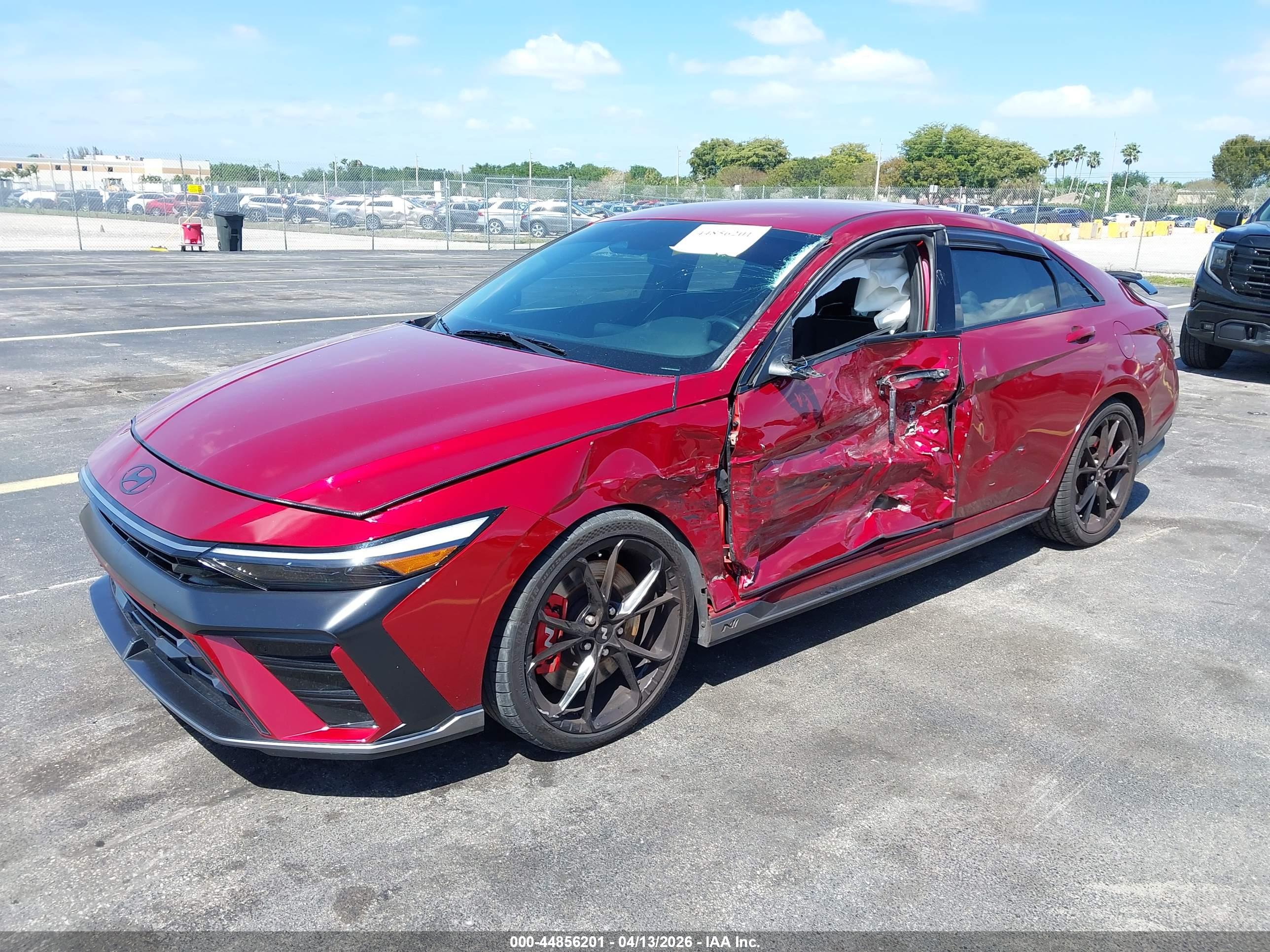 HYUNDAI ELANTRA image 2