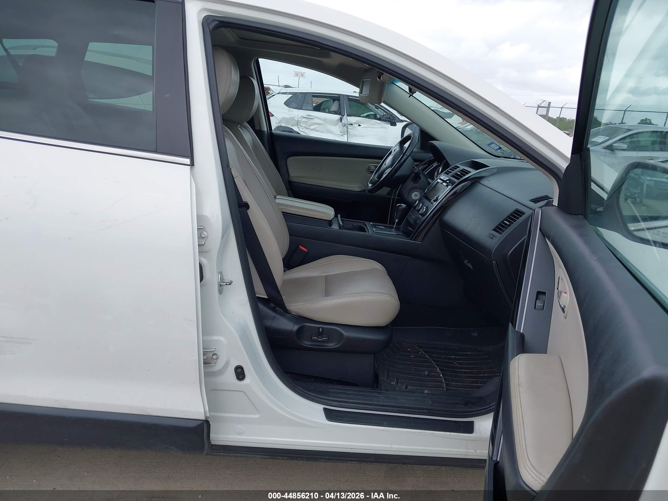 MAZDA CX-9 image 5