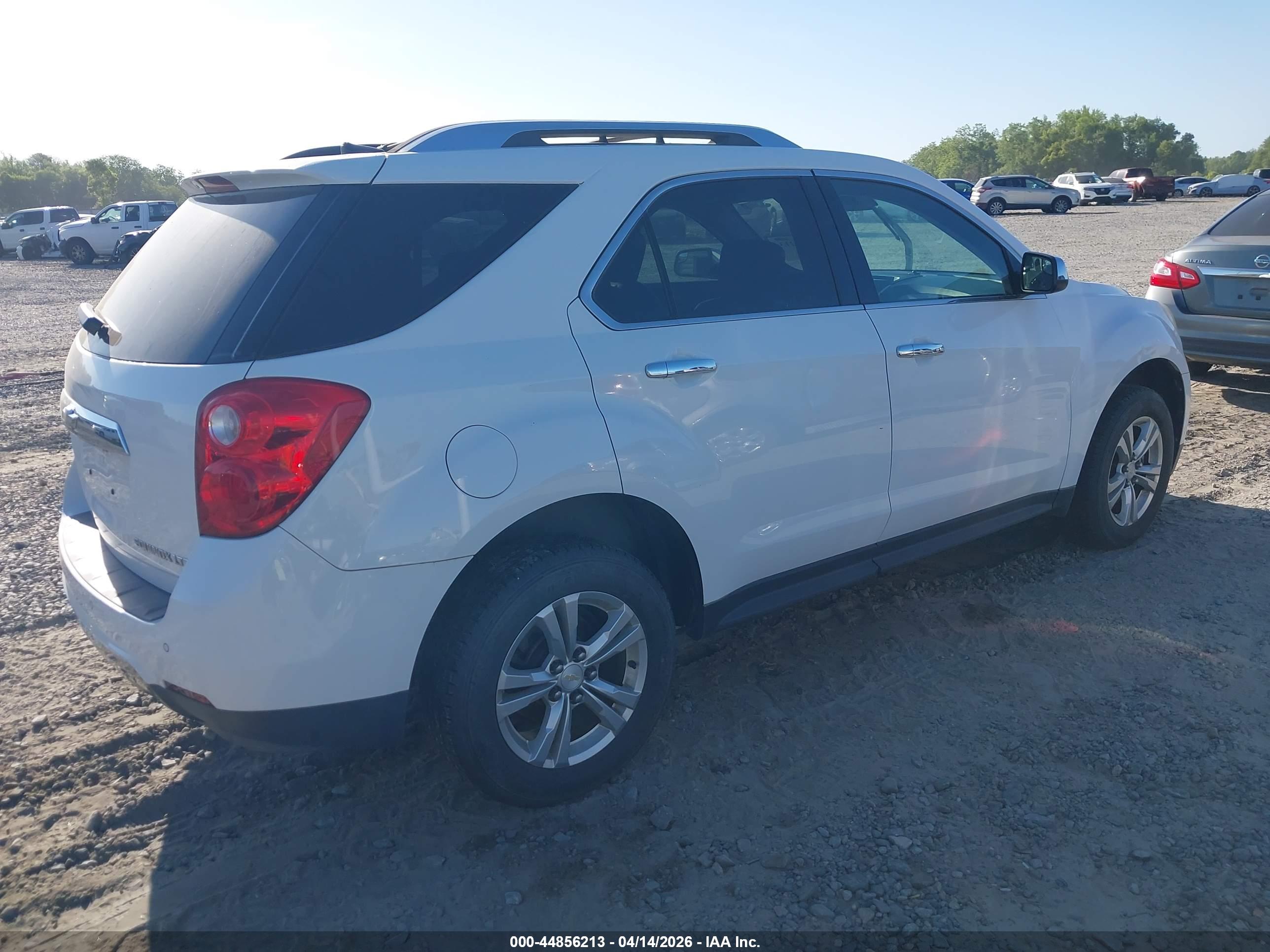CHEVROLET EQUINOX image 4