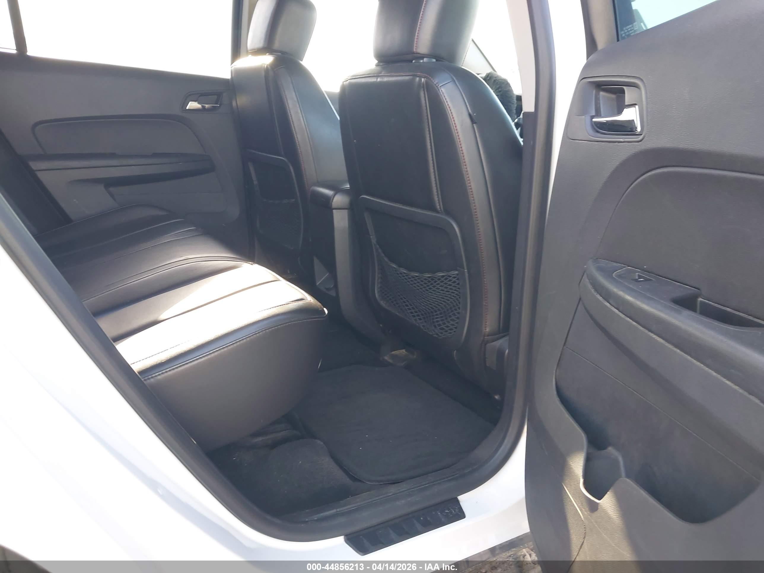 CHEVROLET EQUINOX image 8
