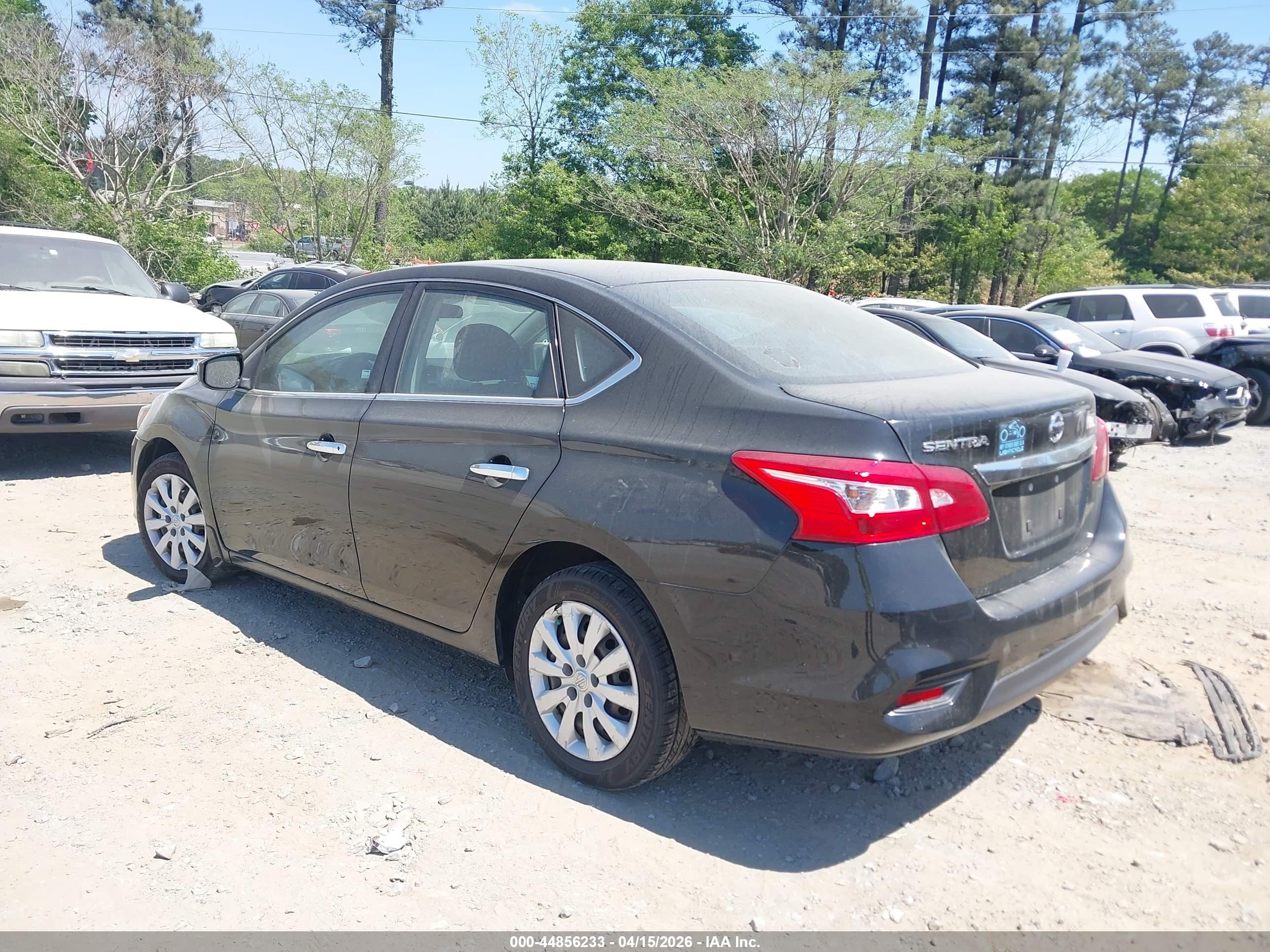 NISSAN SENTRA image 3