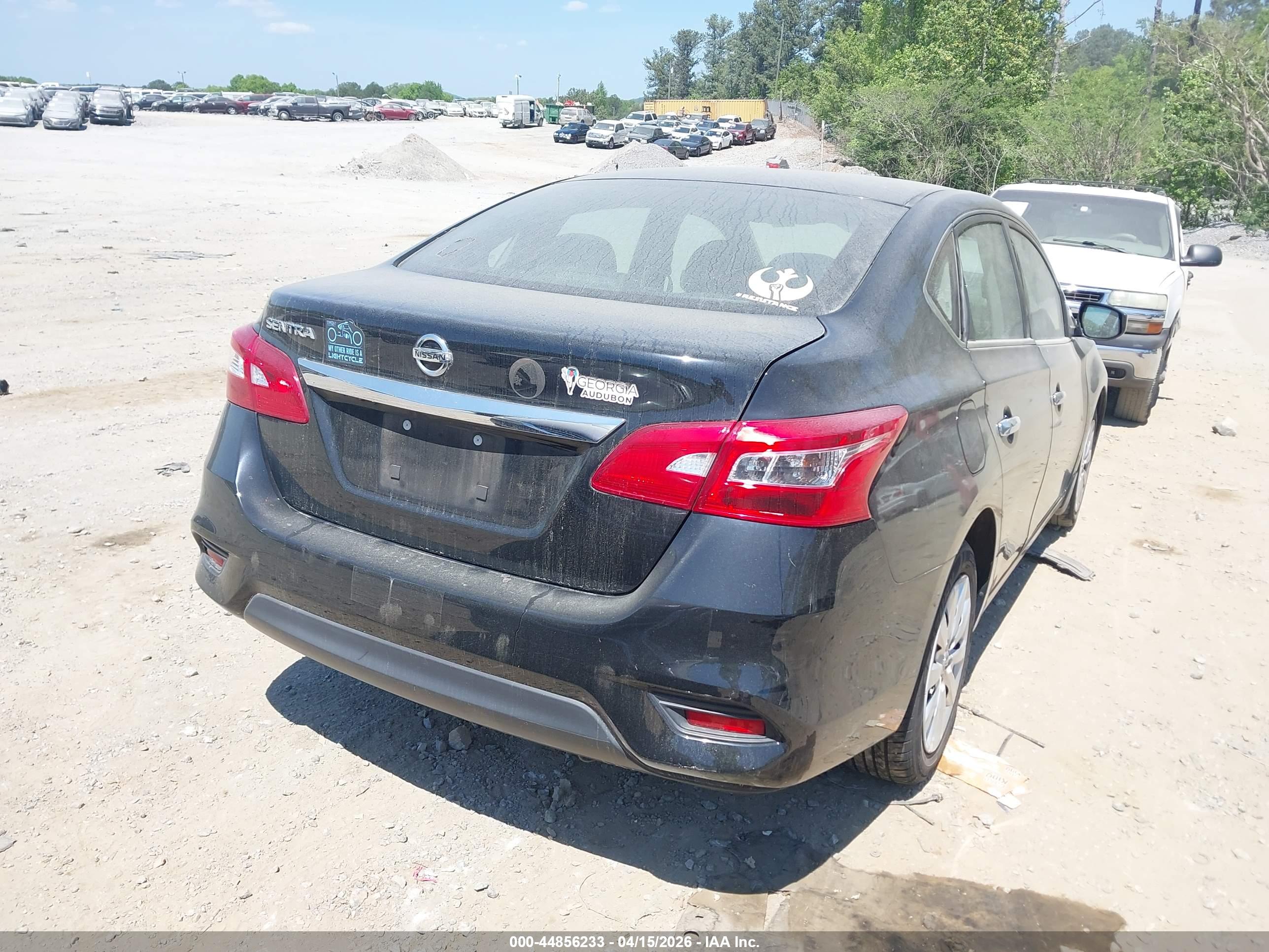 NISSAN SENTRA image 4