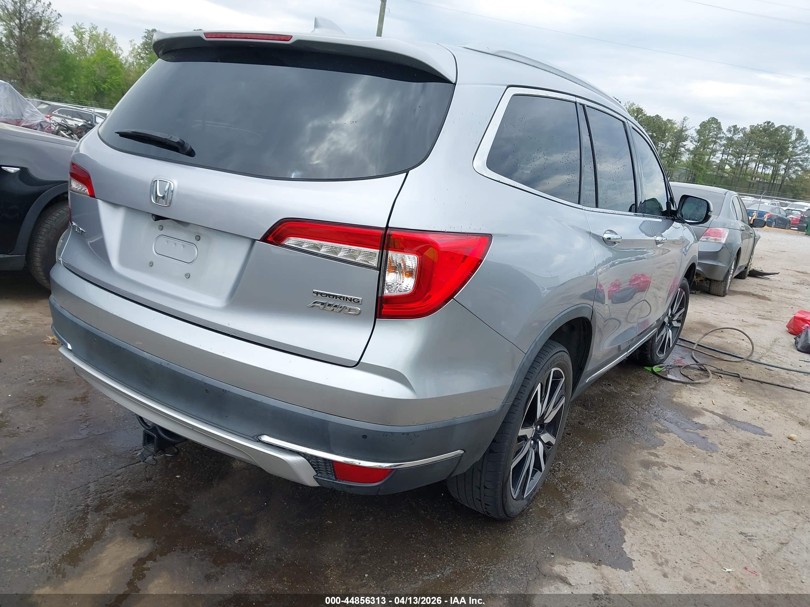 HONDA PILOT image 4