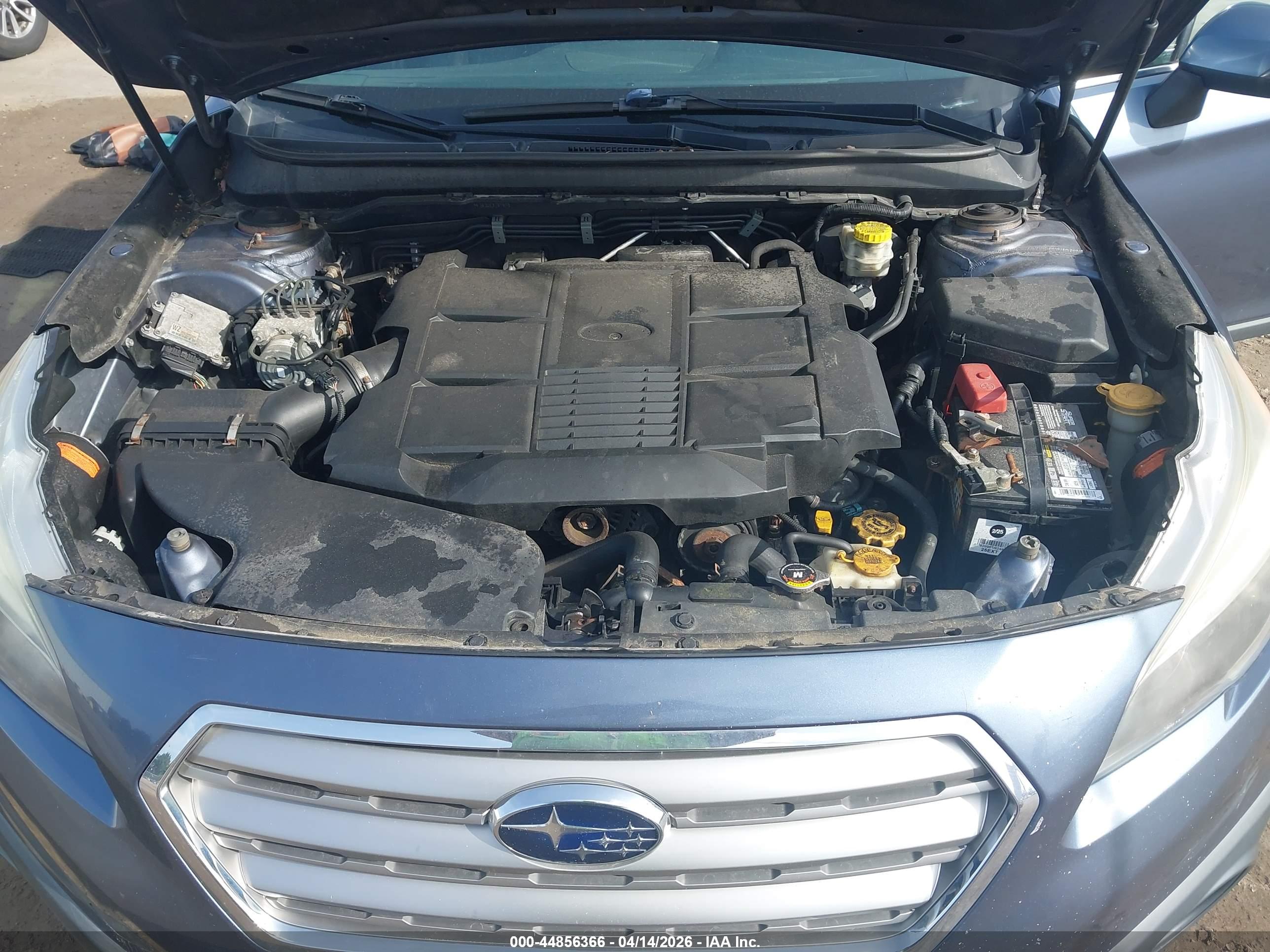 SUBARU OUTBACK image 10