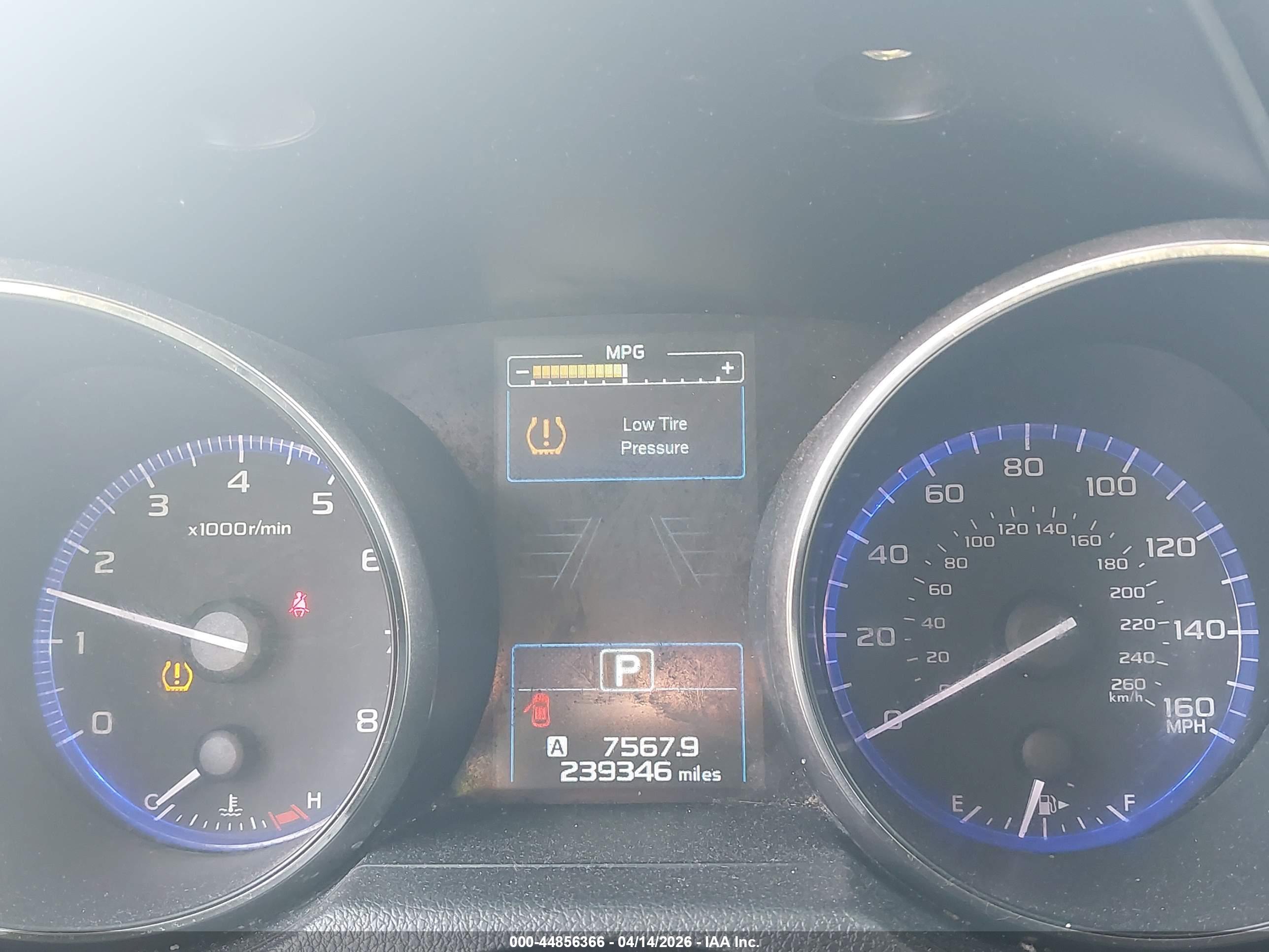 SUBARU OUTBACK image 7