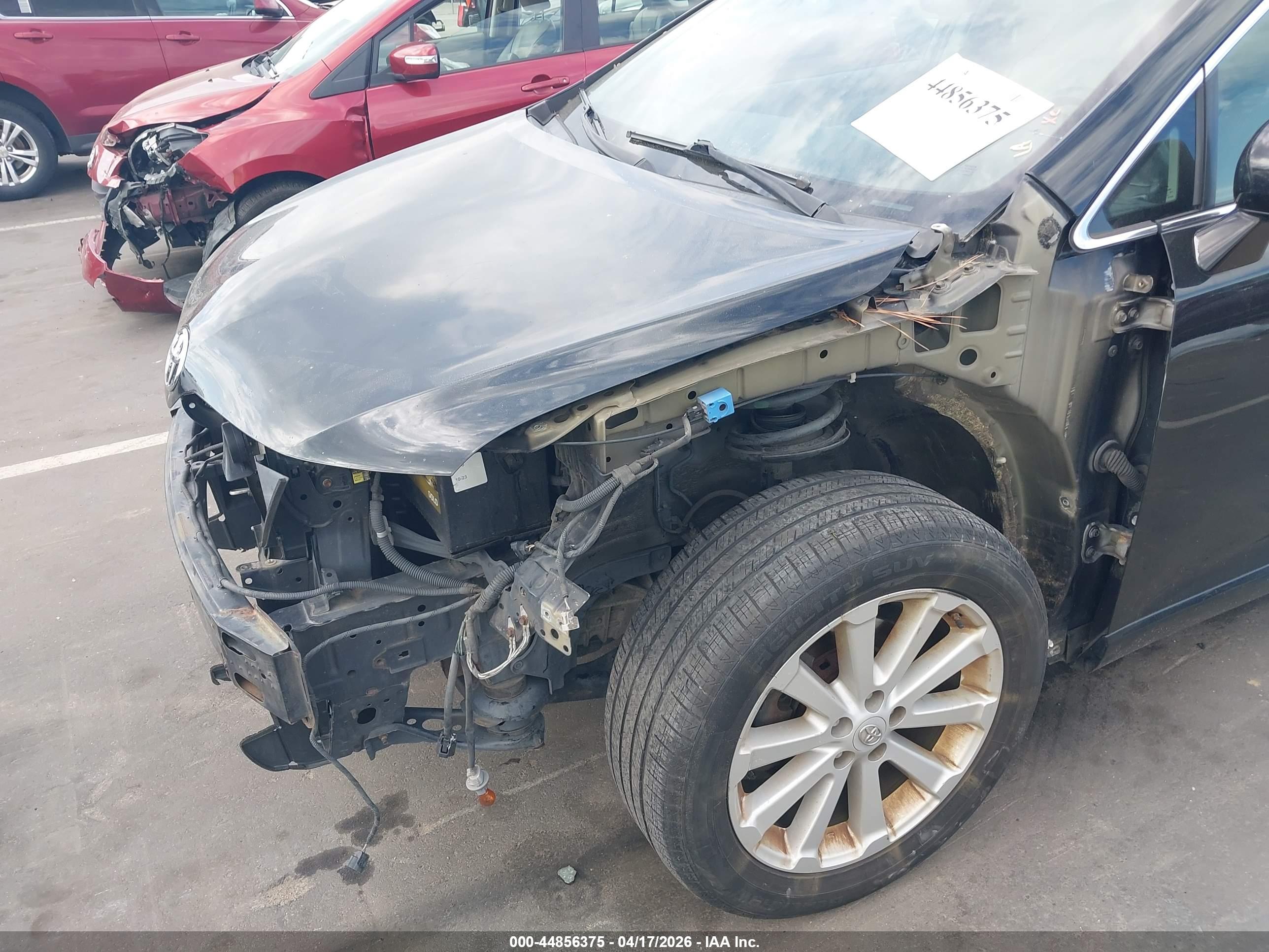 TOYOTA VENZA image 6