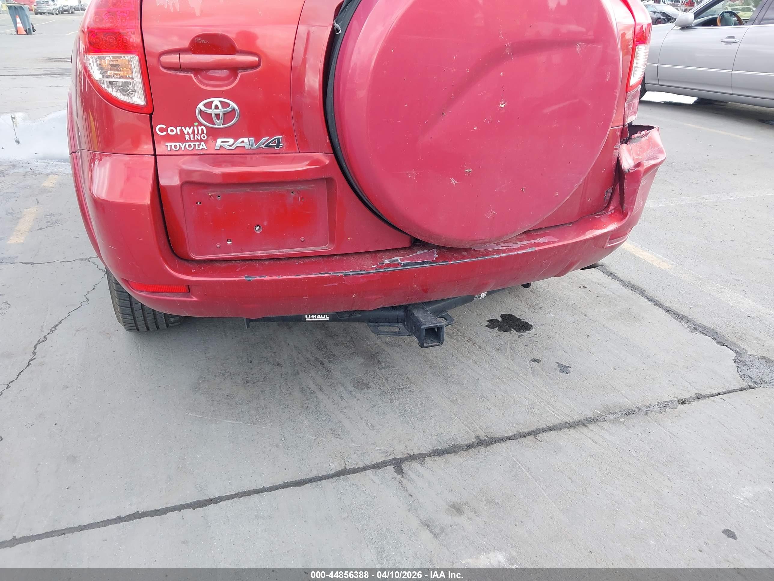 TOYOTA RAV4 image 6