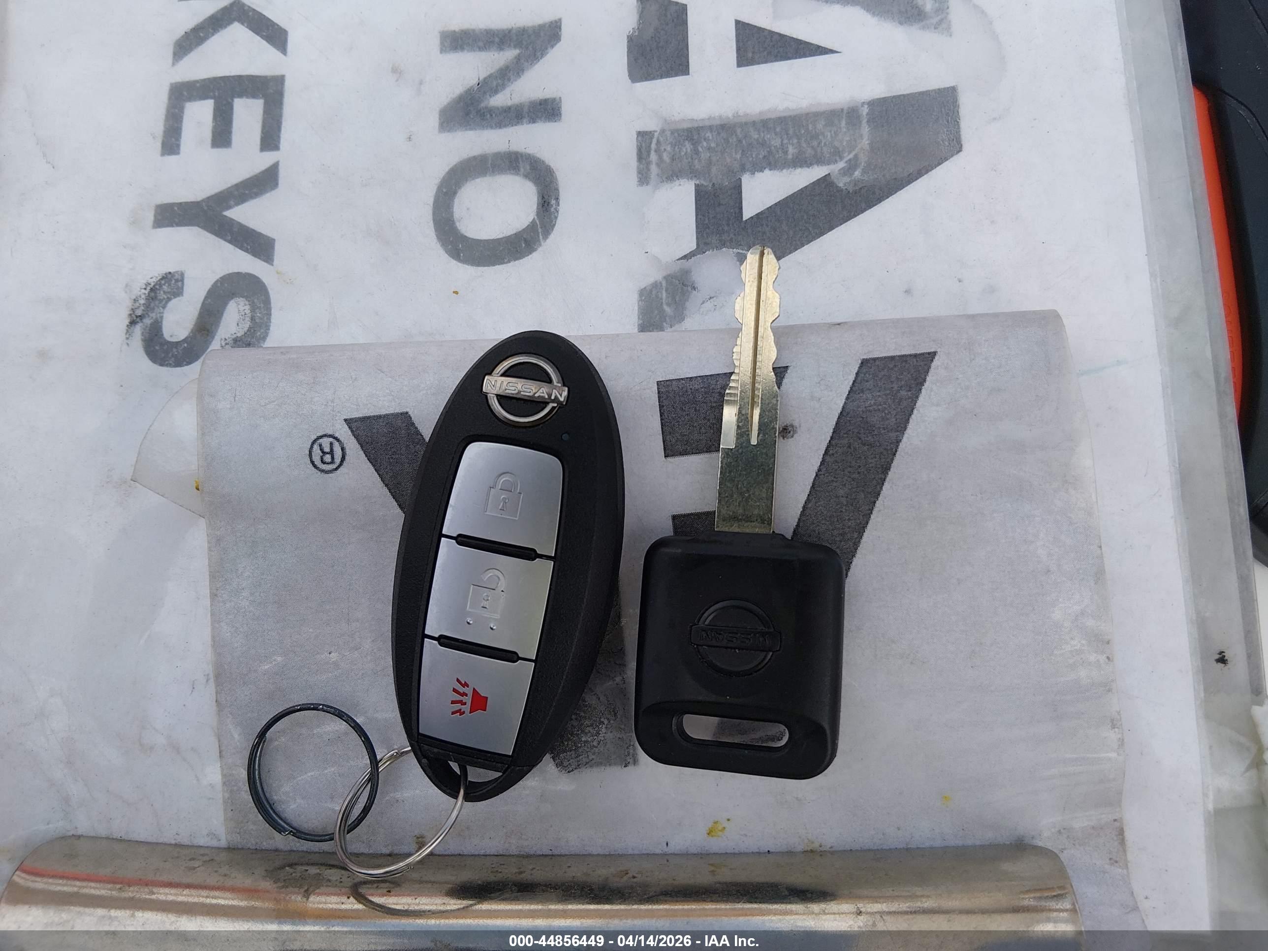 NISSAN FRONTIER image 11