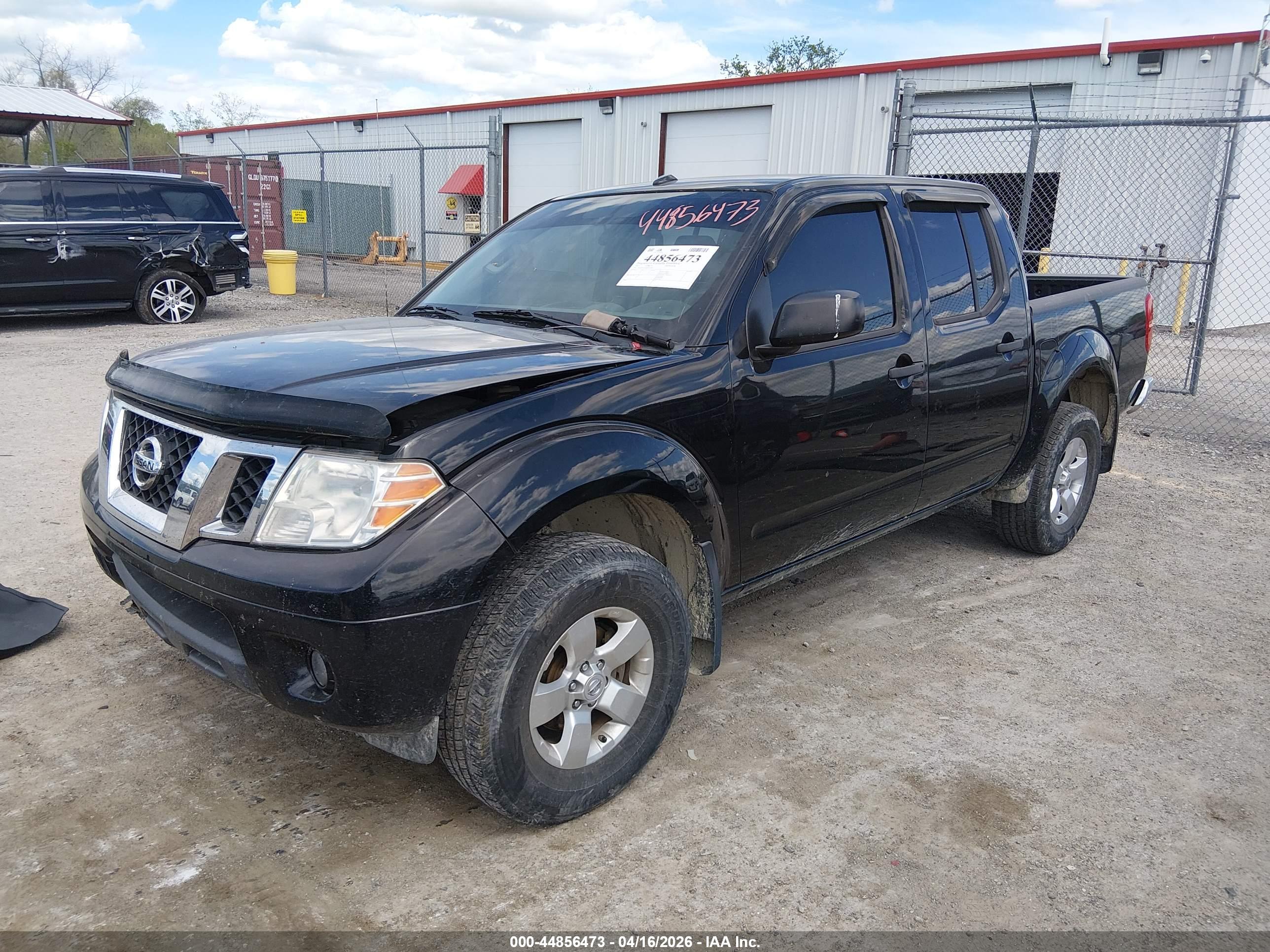 NISSAN FRONTIER image 2