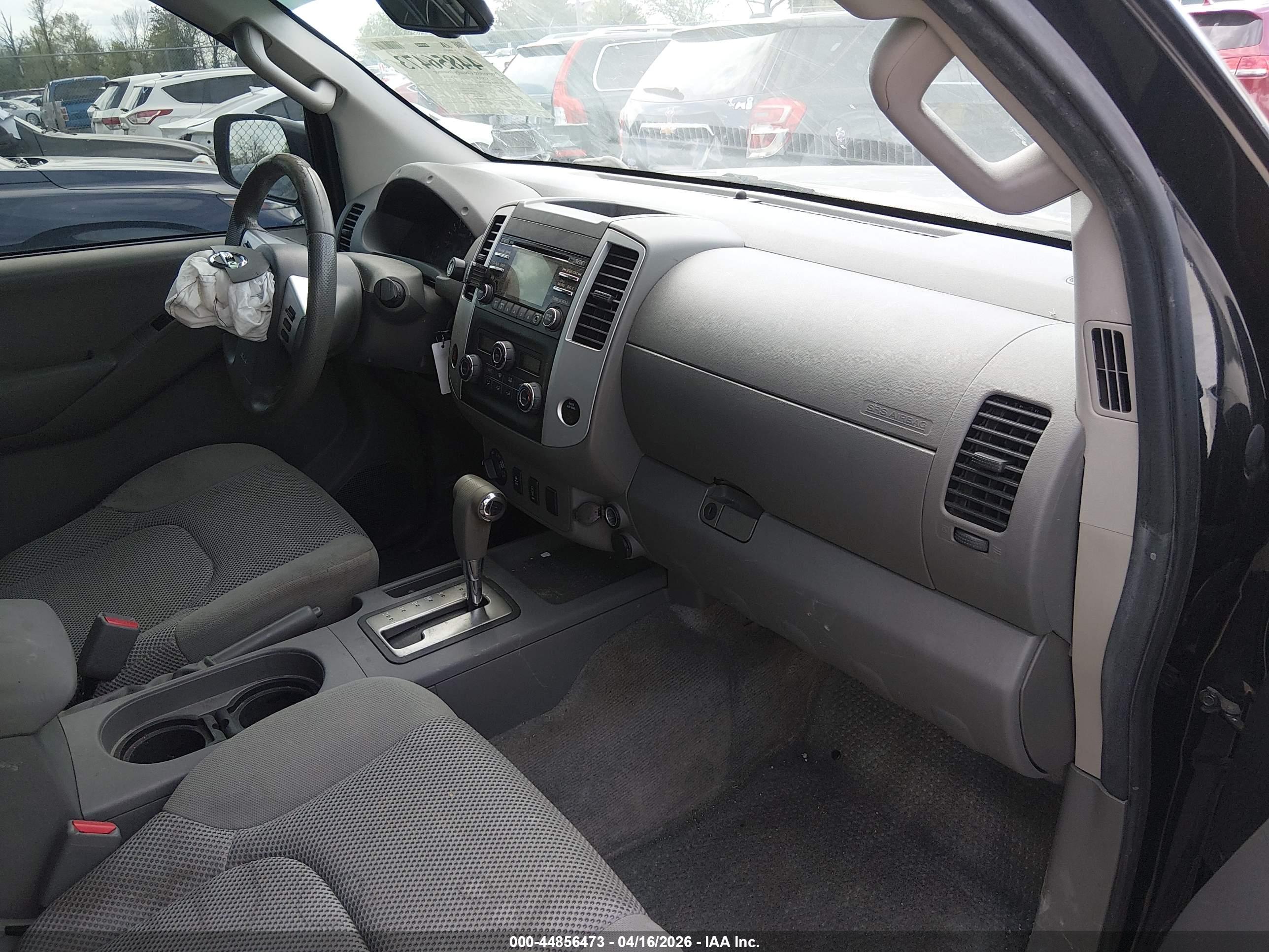 NISSAN FRONTIER image 5