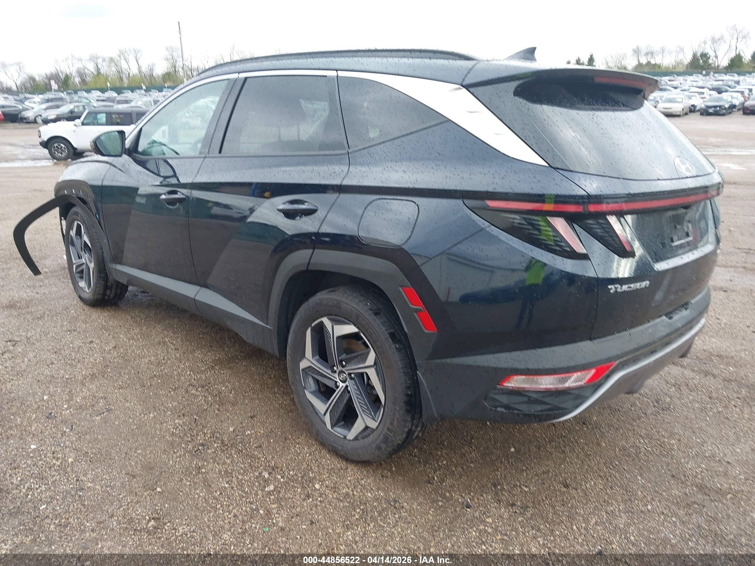 HYUNDAI TUCSON image 3