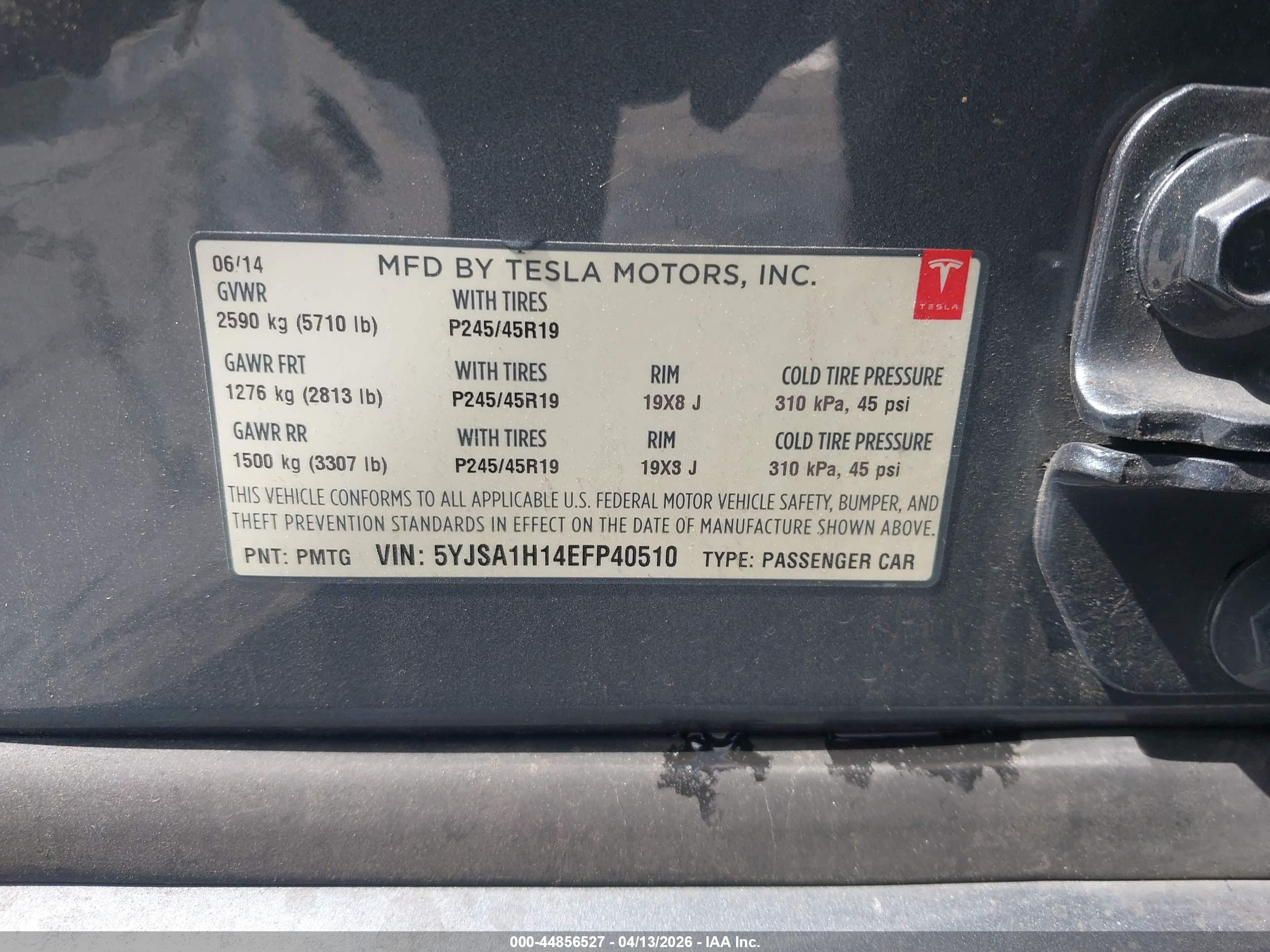 TESLA MODEL image 9