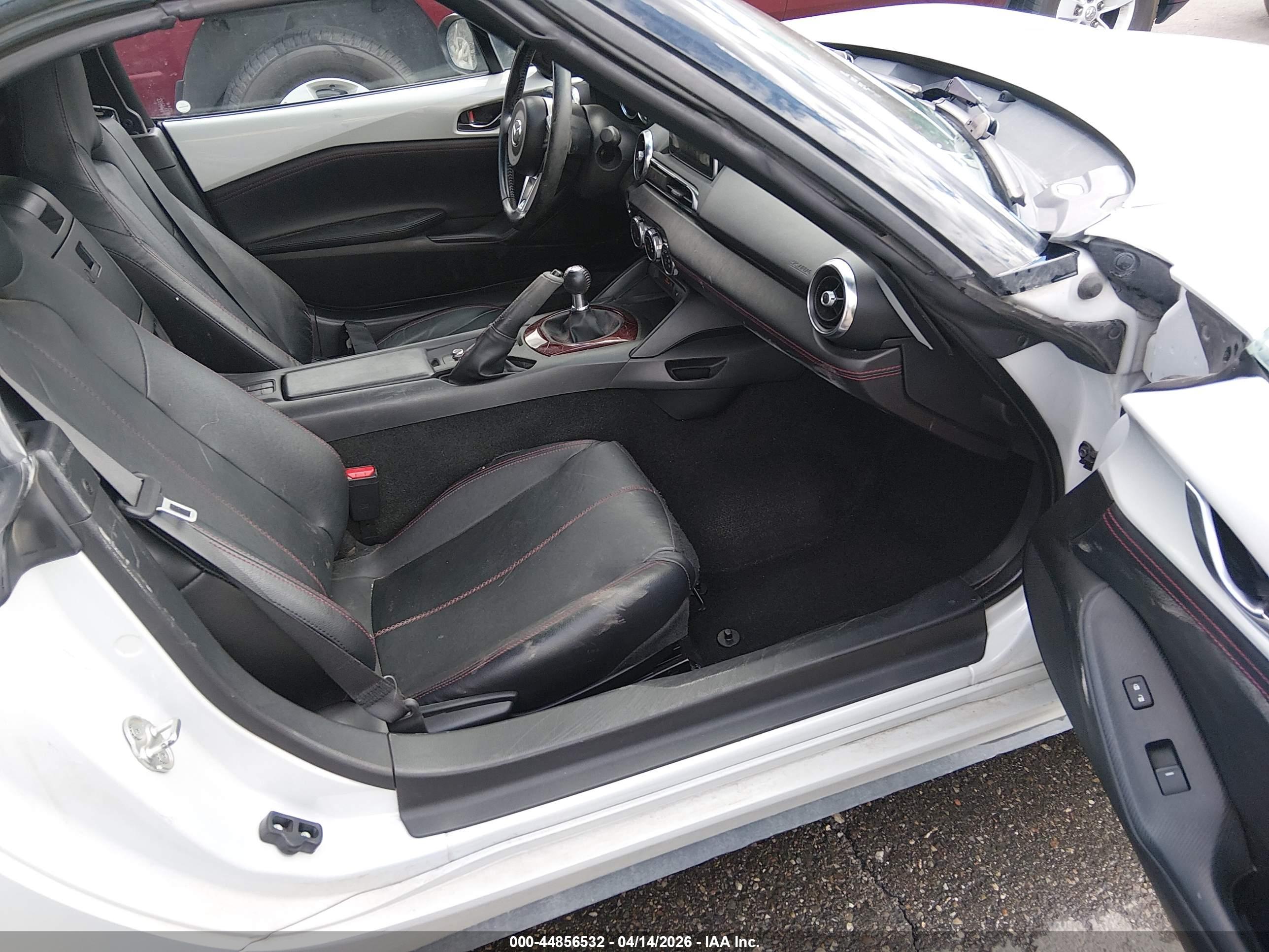 MAZDA MX-5 image 5